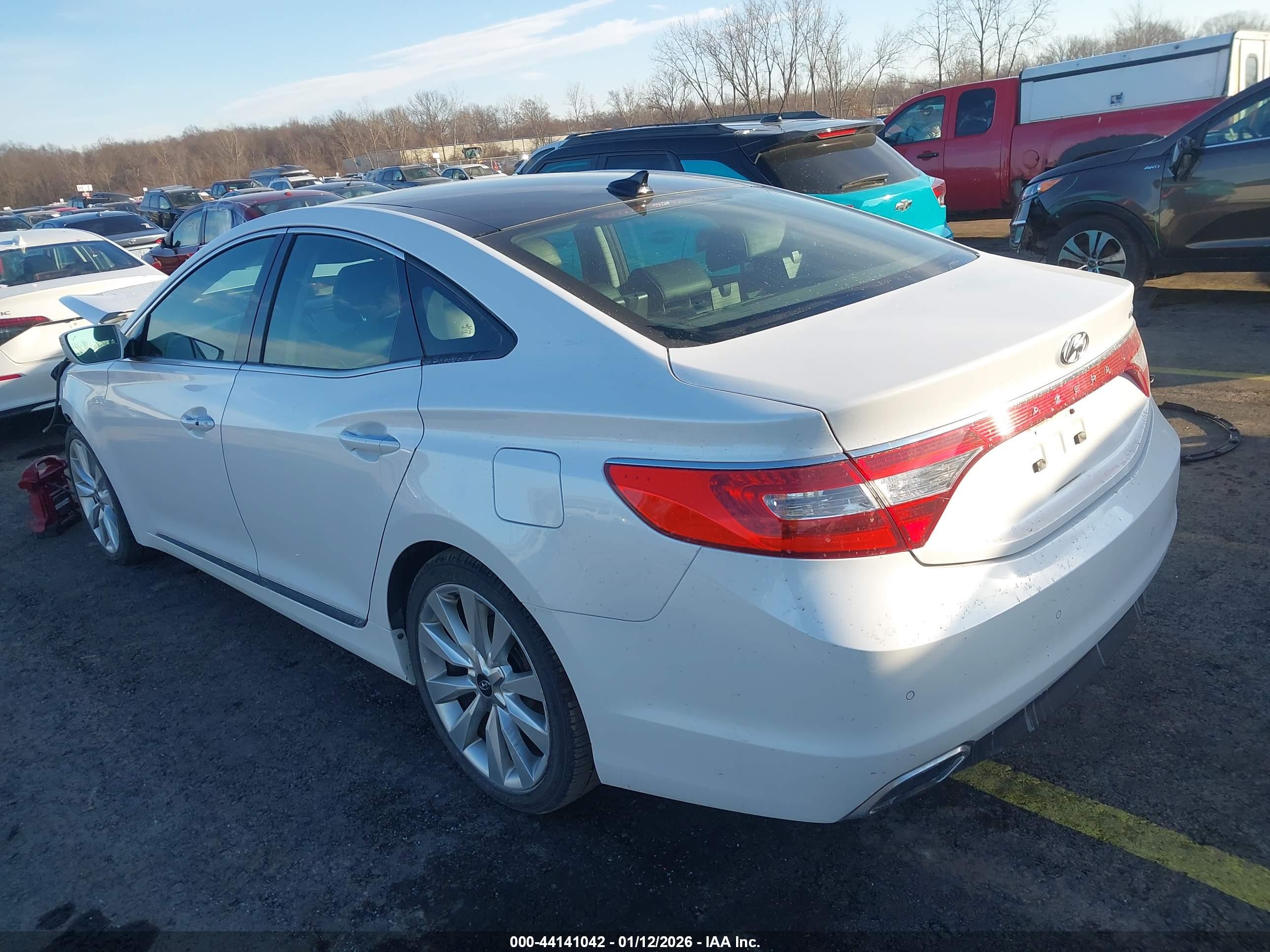 HYUNDAI AZERA image 3