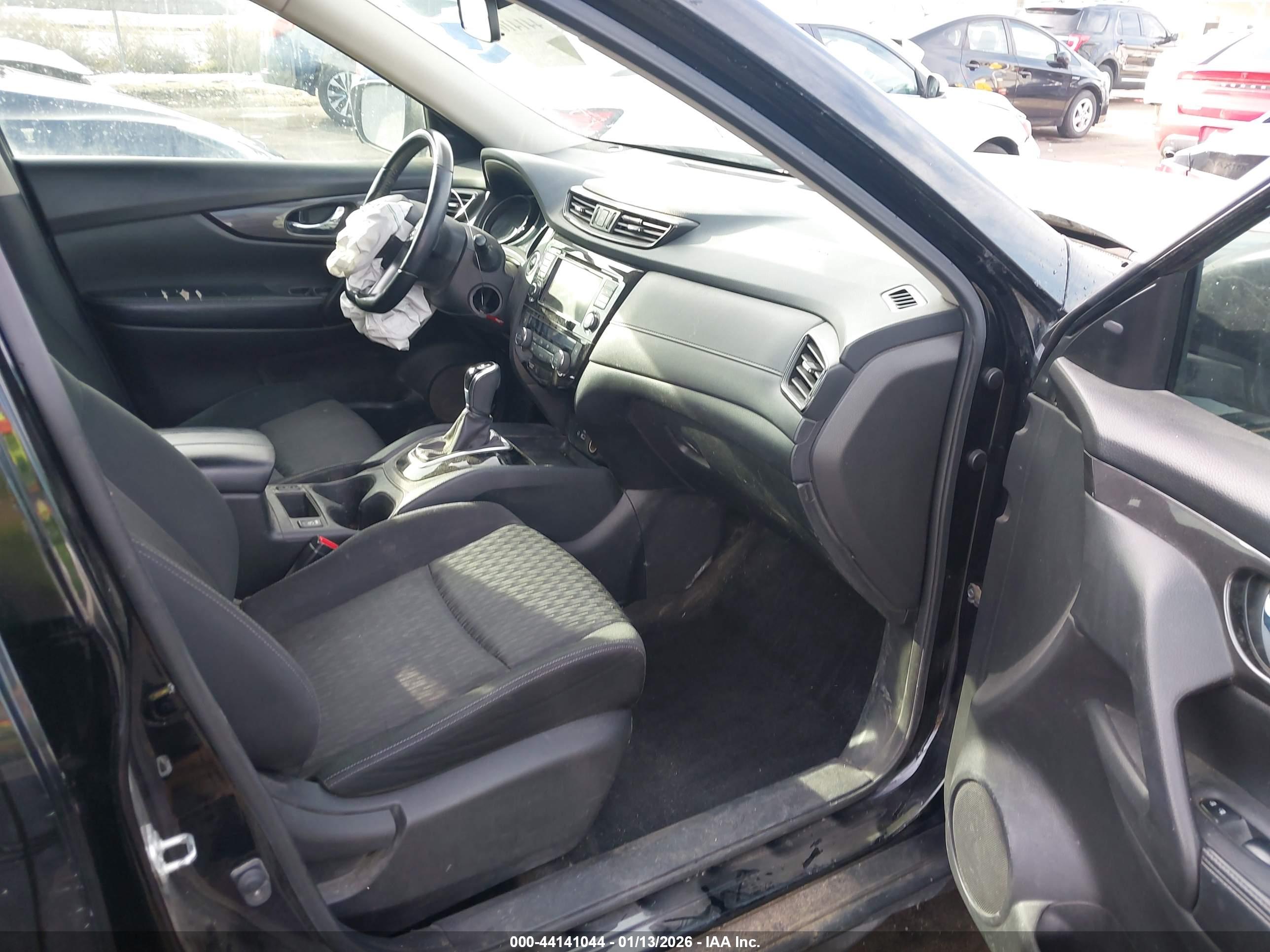 NISSAN ROGUE image 5