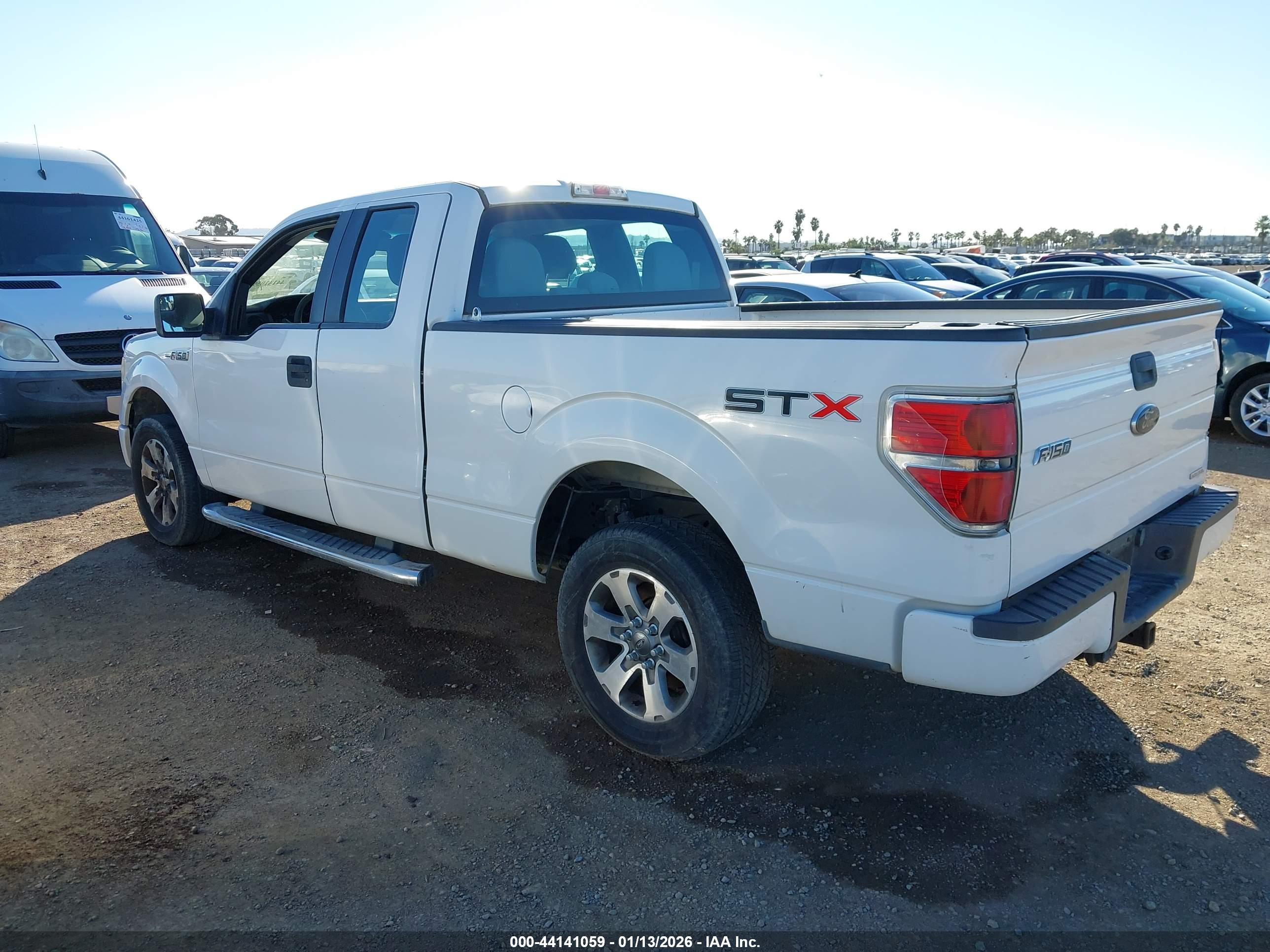 FORD F-150 image 3