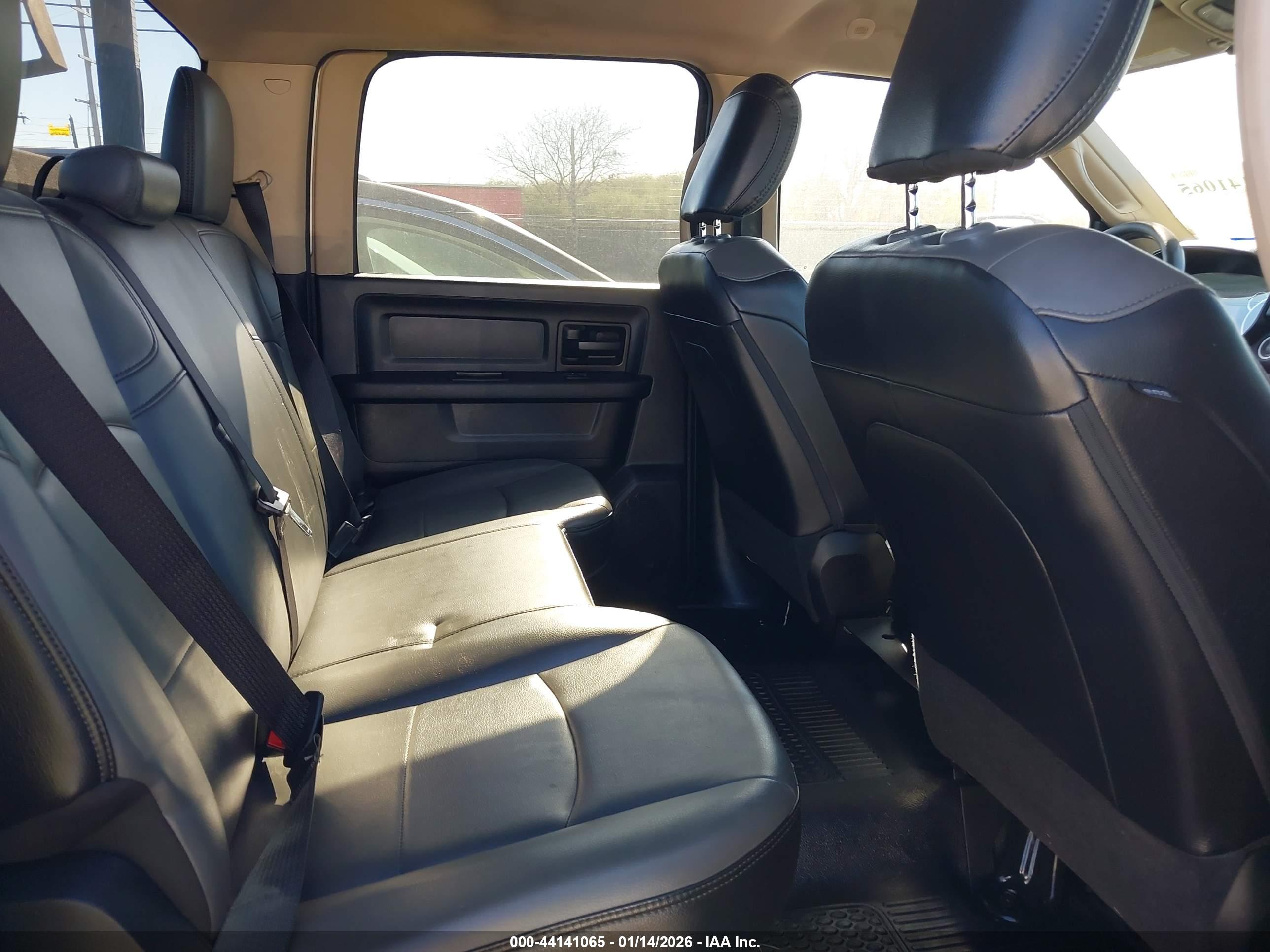 RAM 2500 image 8
