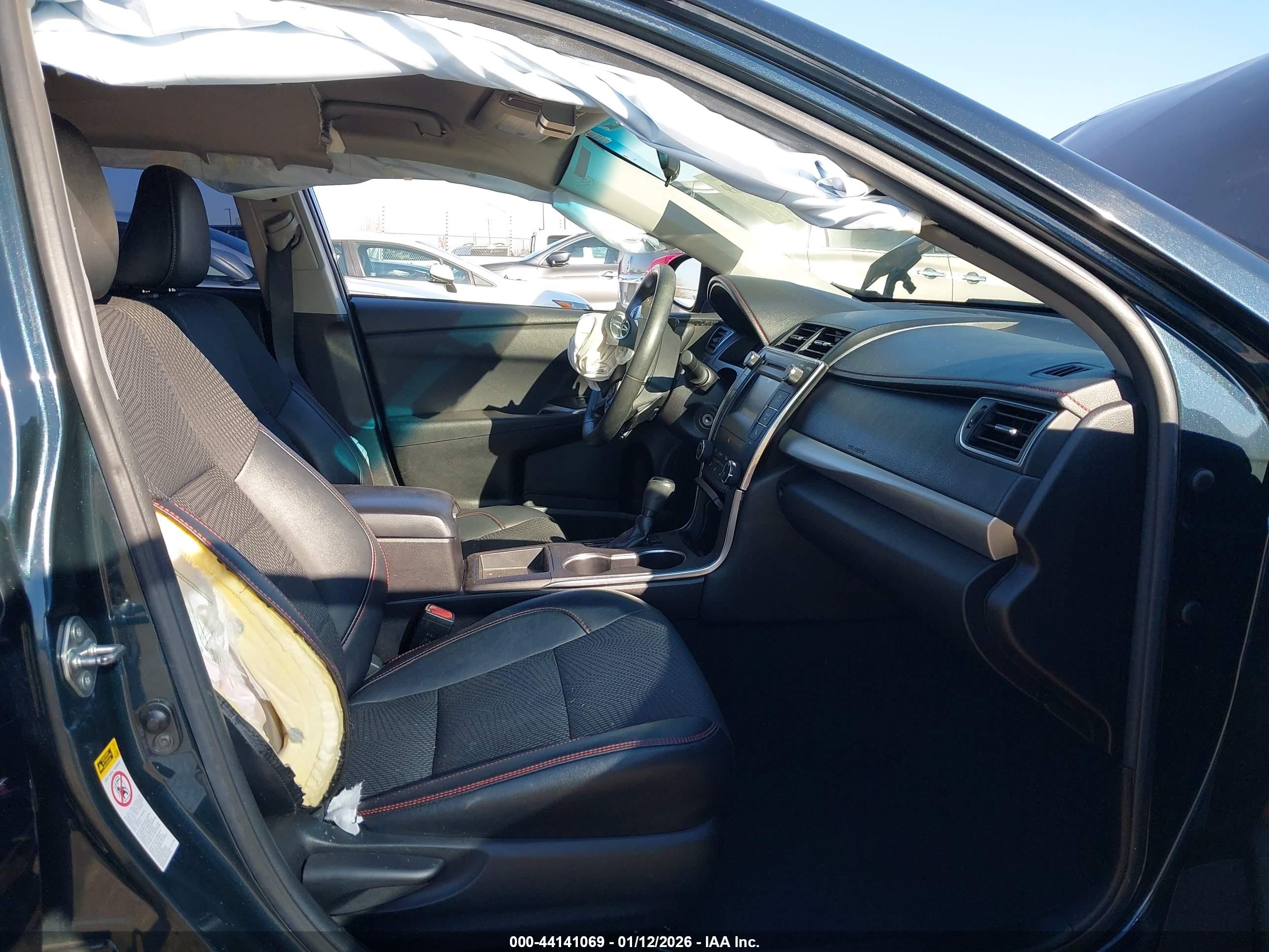 TOYOTA CAMRY image 5