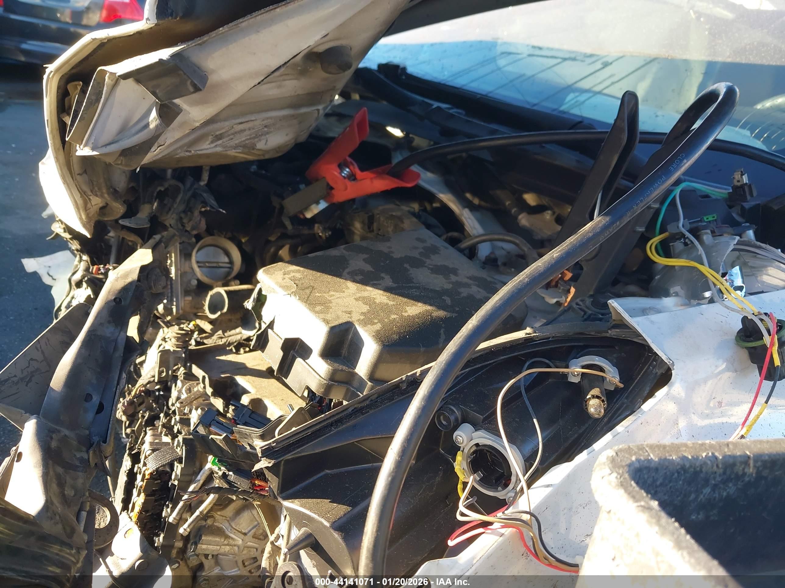 HYUNDAI ELANTRA image 10