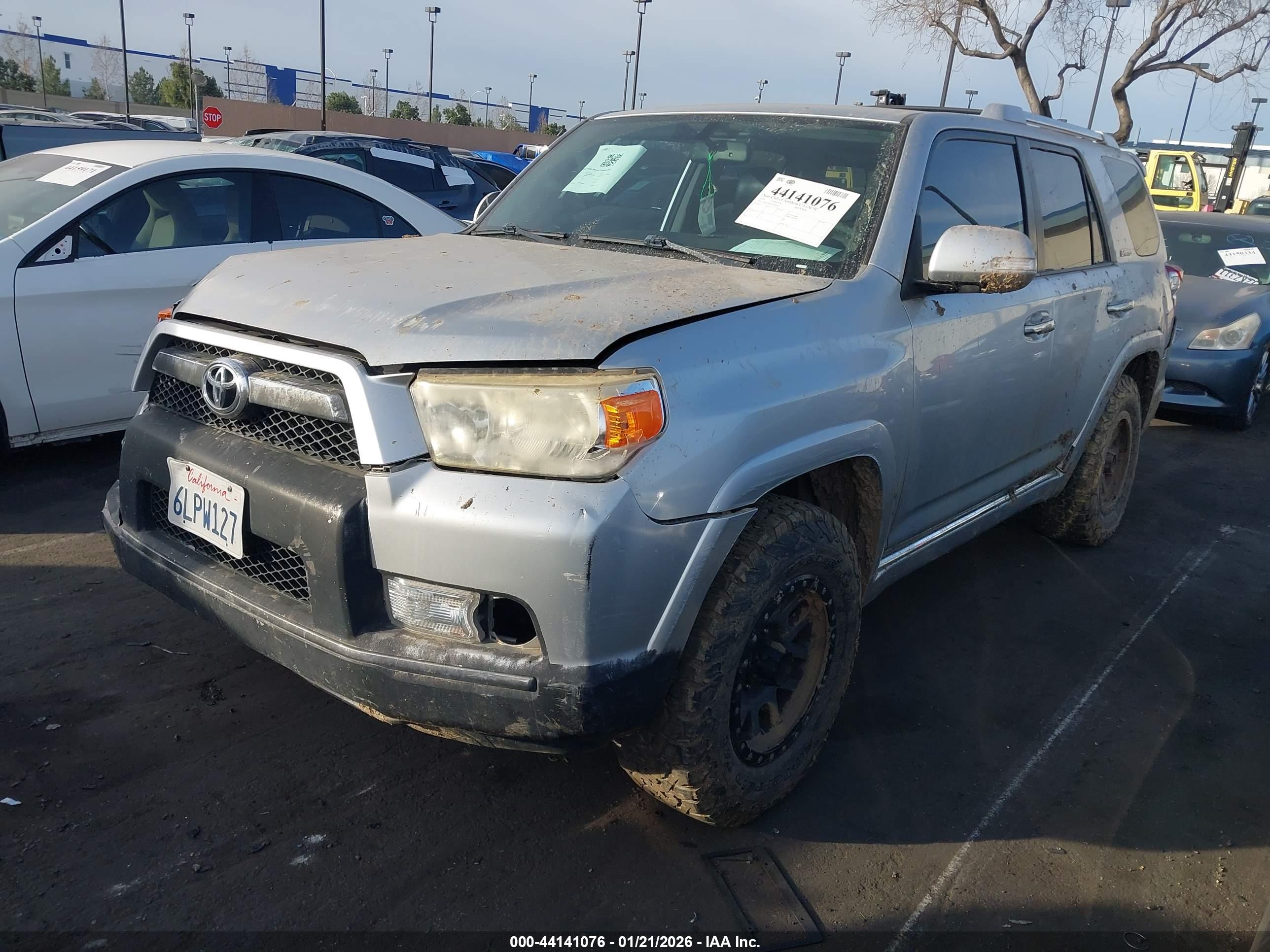 TOYOTA 4RUNNER image 2