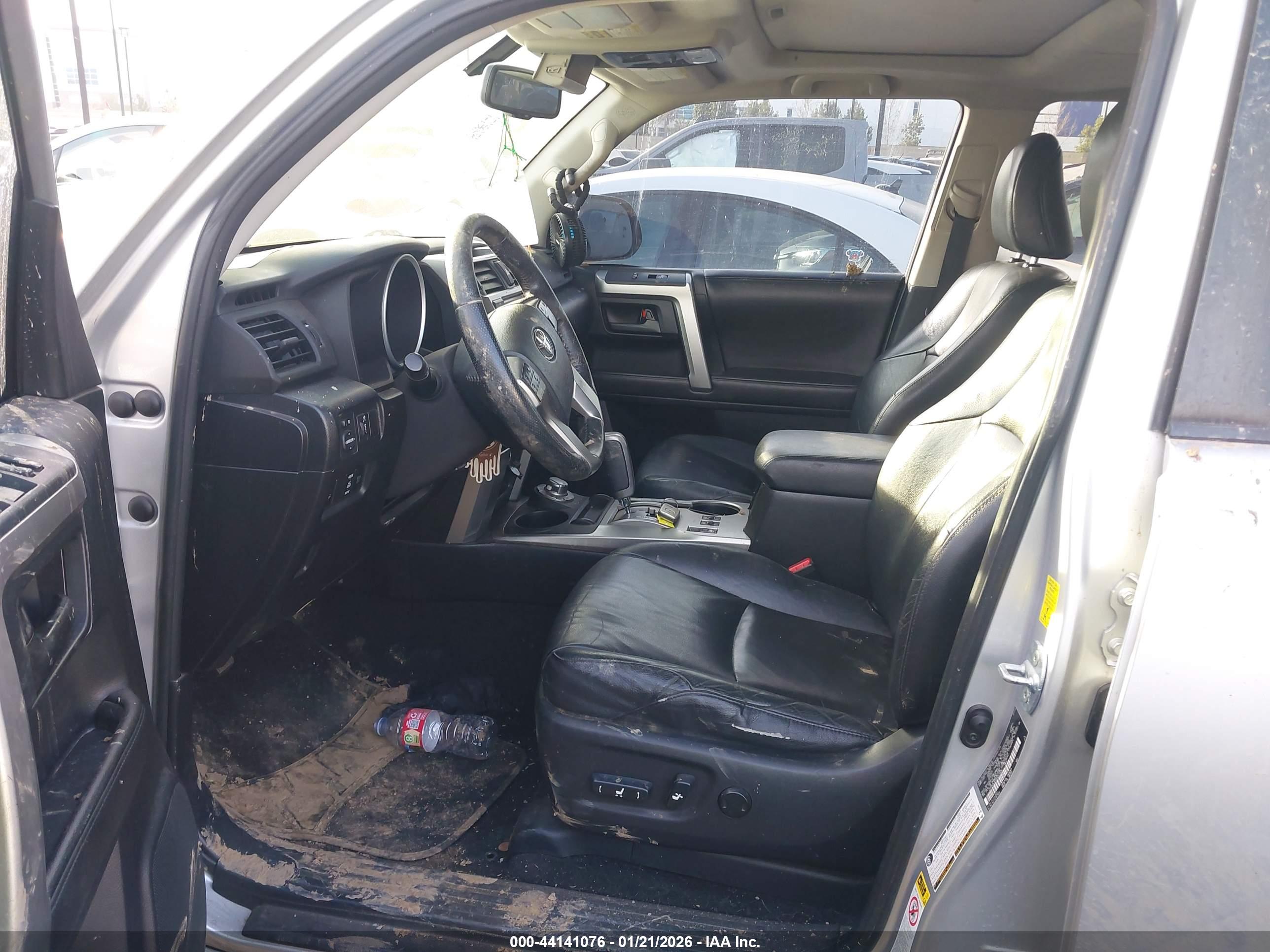 TOYOTA 4RUNNER image 5