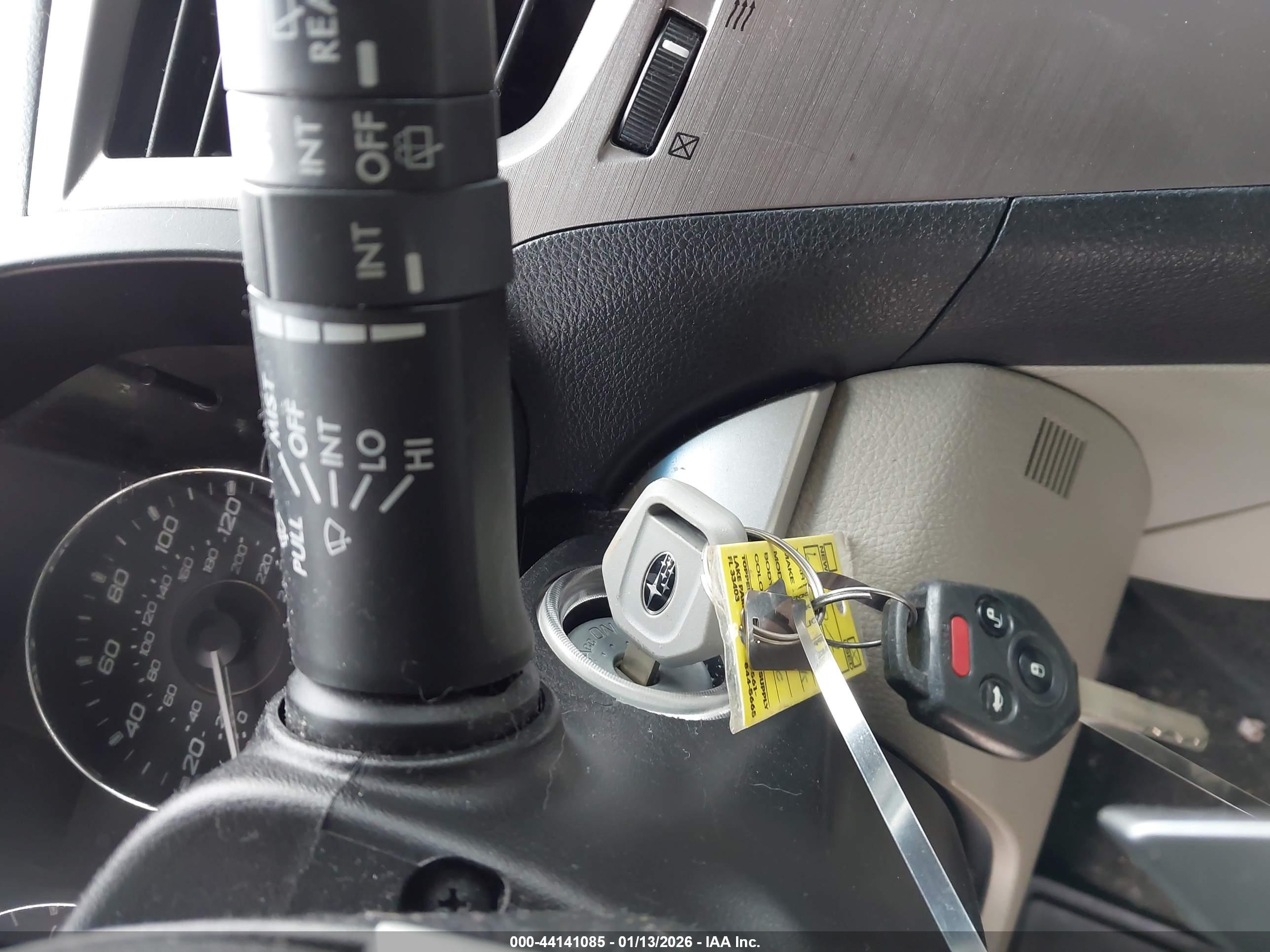 SUBARU OUTBACK image 11