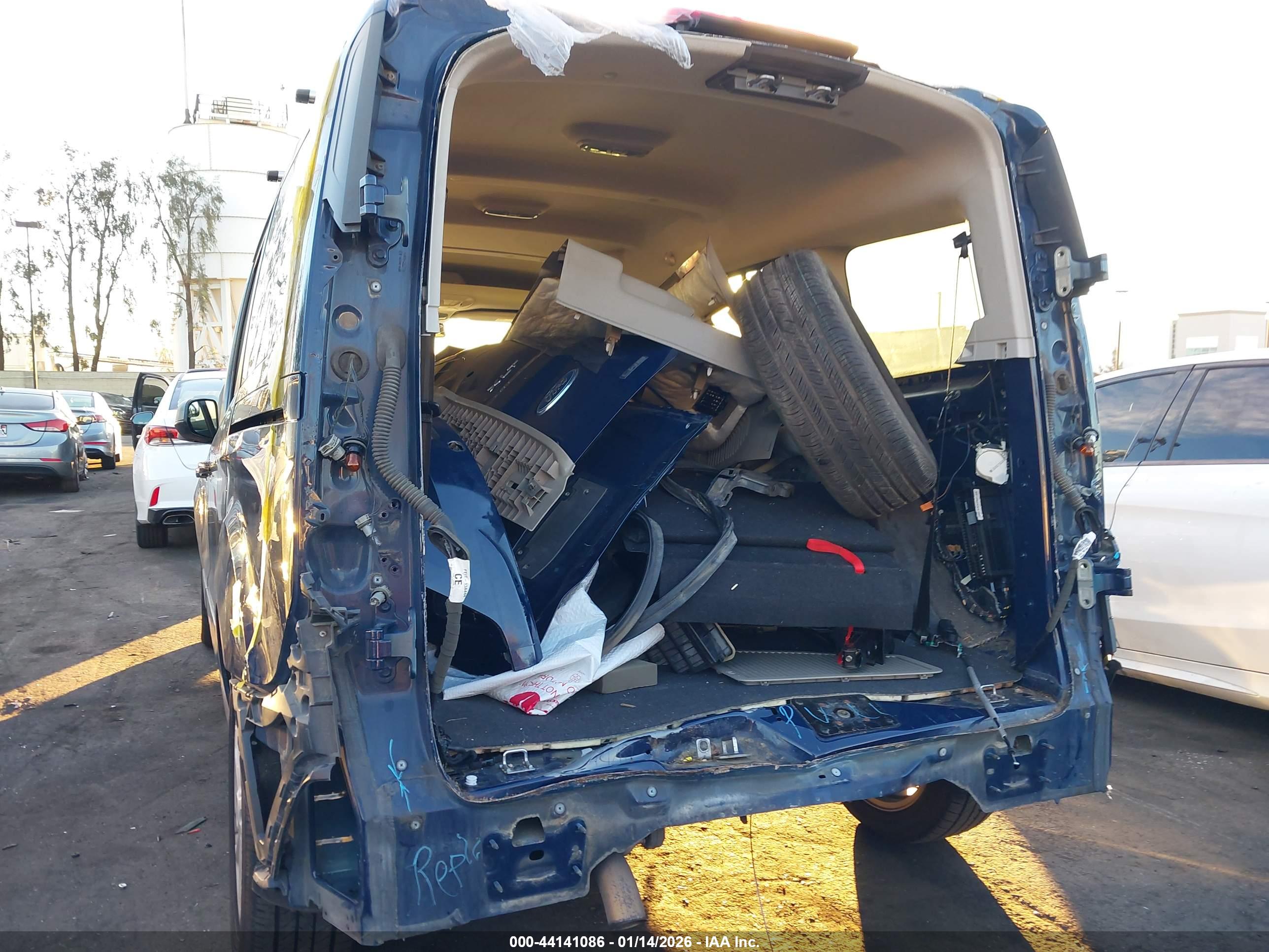FORD TRANSIT image 6