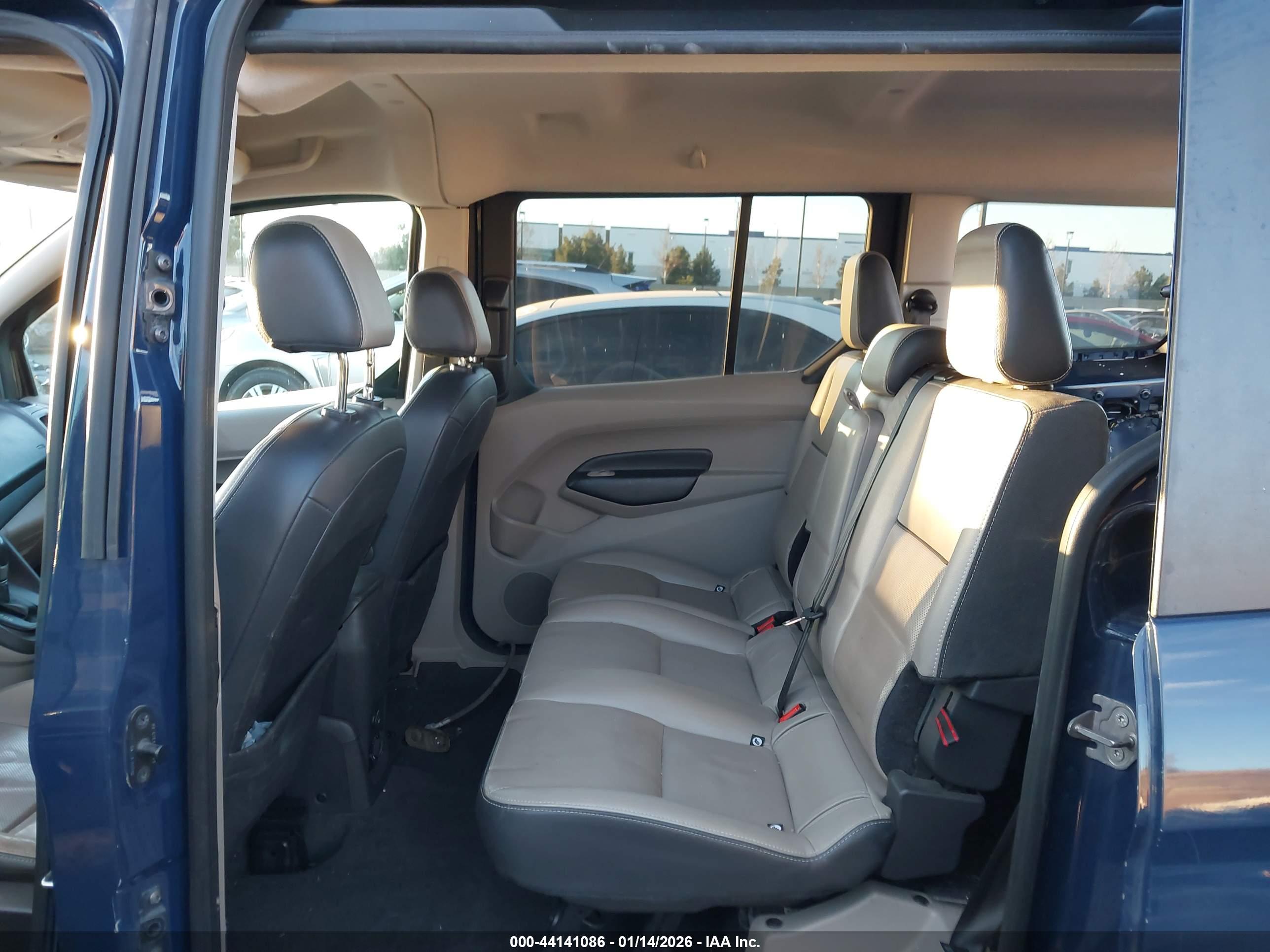 FORD TRANSIT image 8
