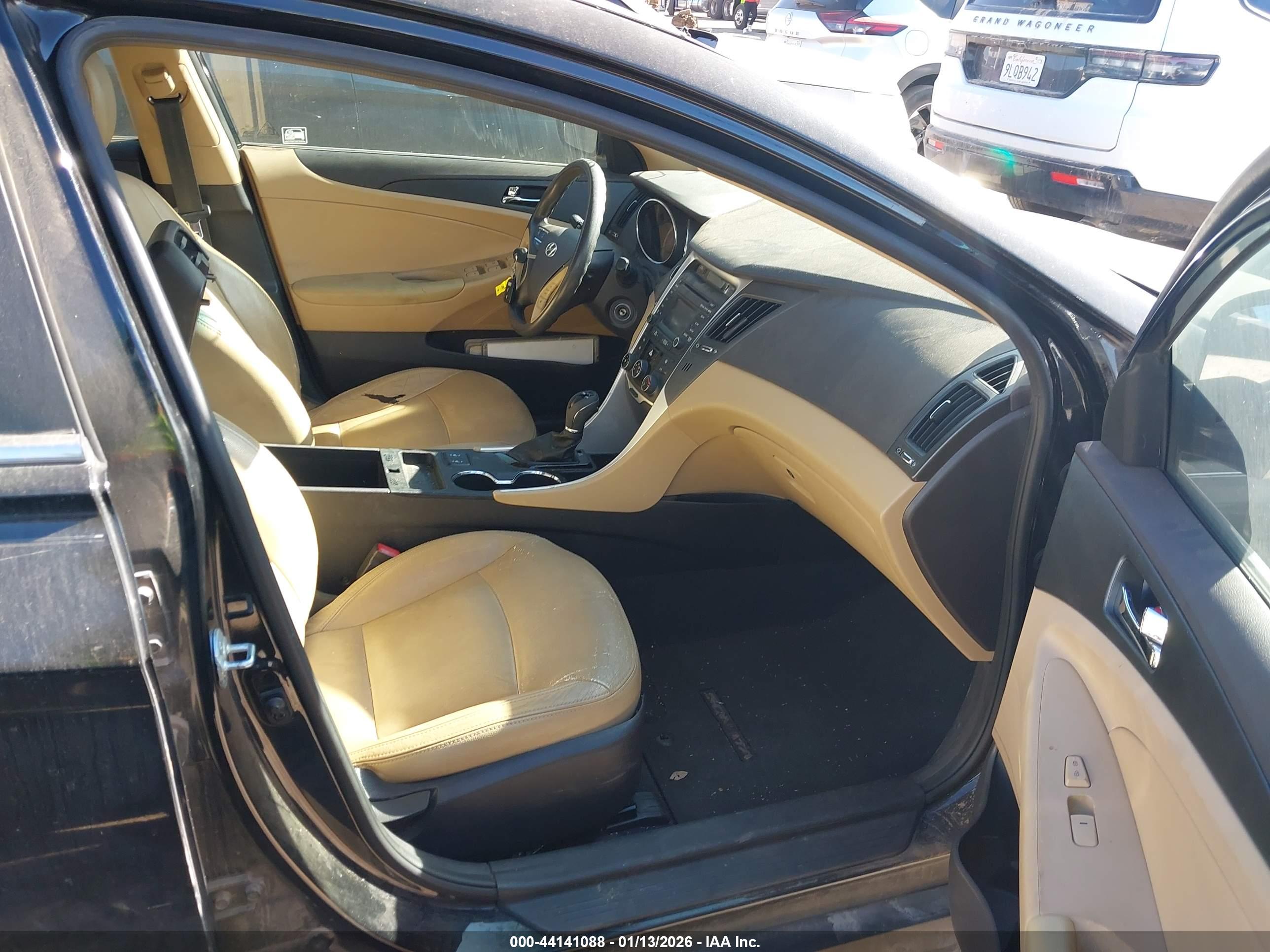 HYUNDAI SONATA image 5