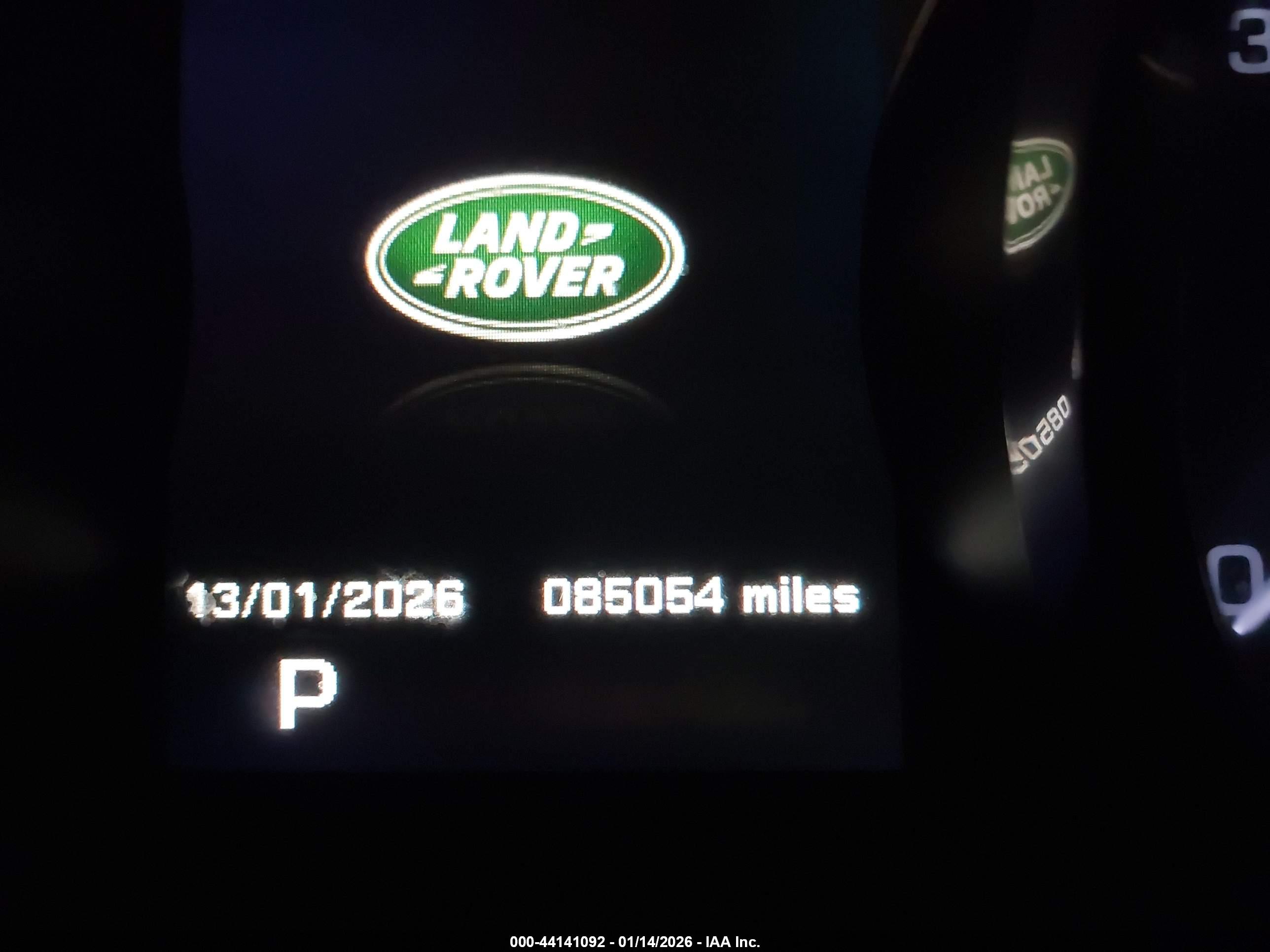 LAND ROVER image 7