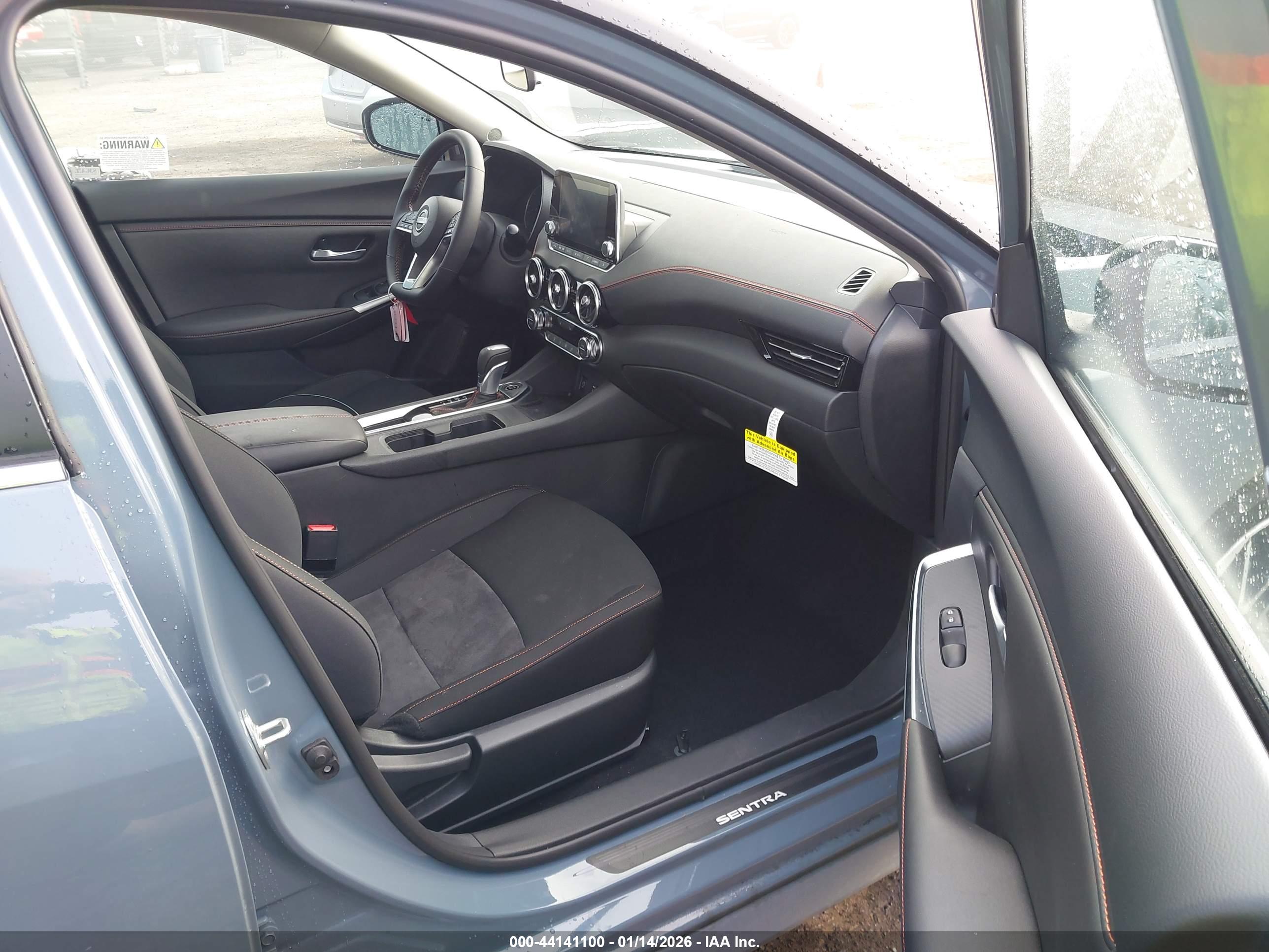NISSAN SENTRA image 5