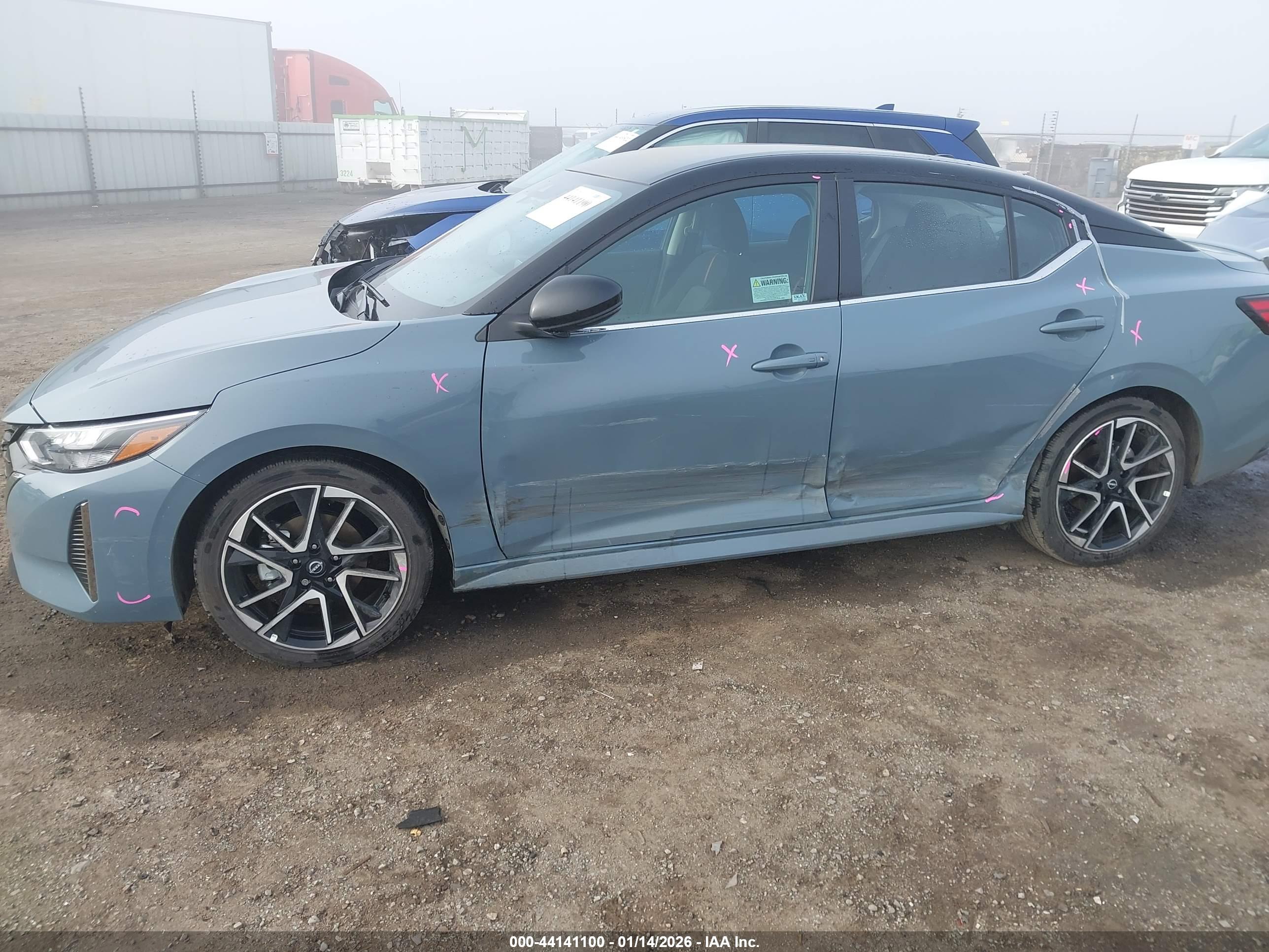 NISSAN SENTRA image 6