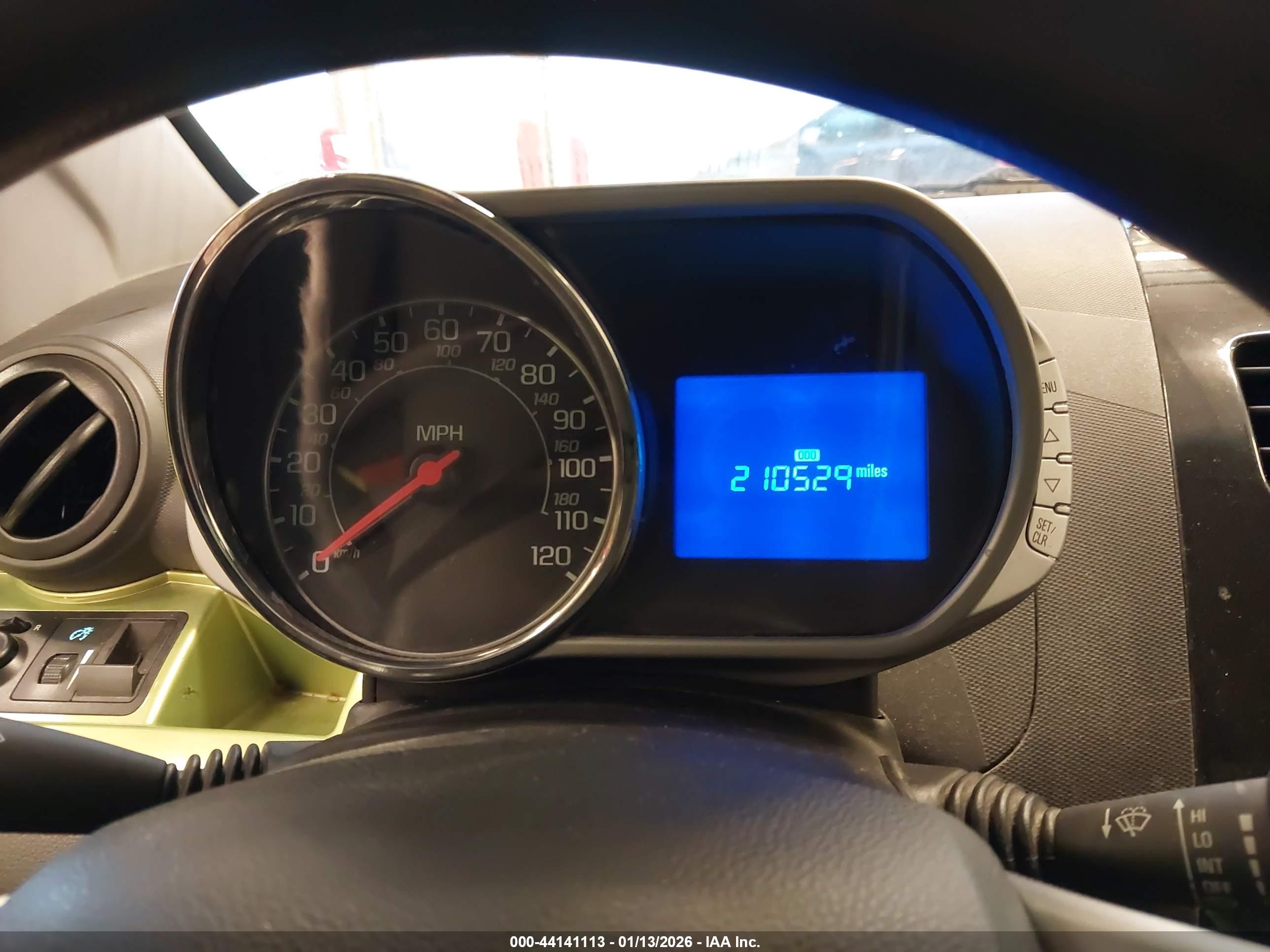 CHEVROLET SPARK image 7