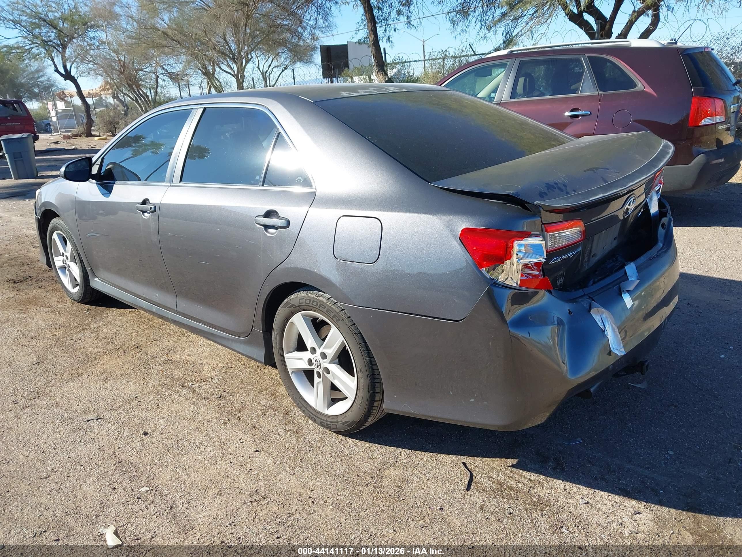TOYOTA CAMRY image 6