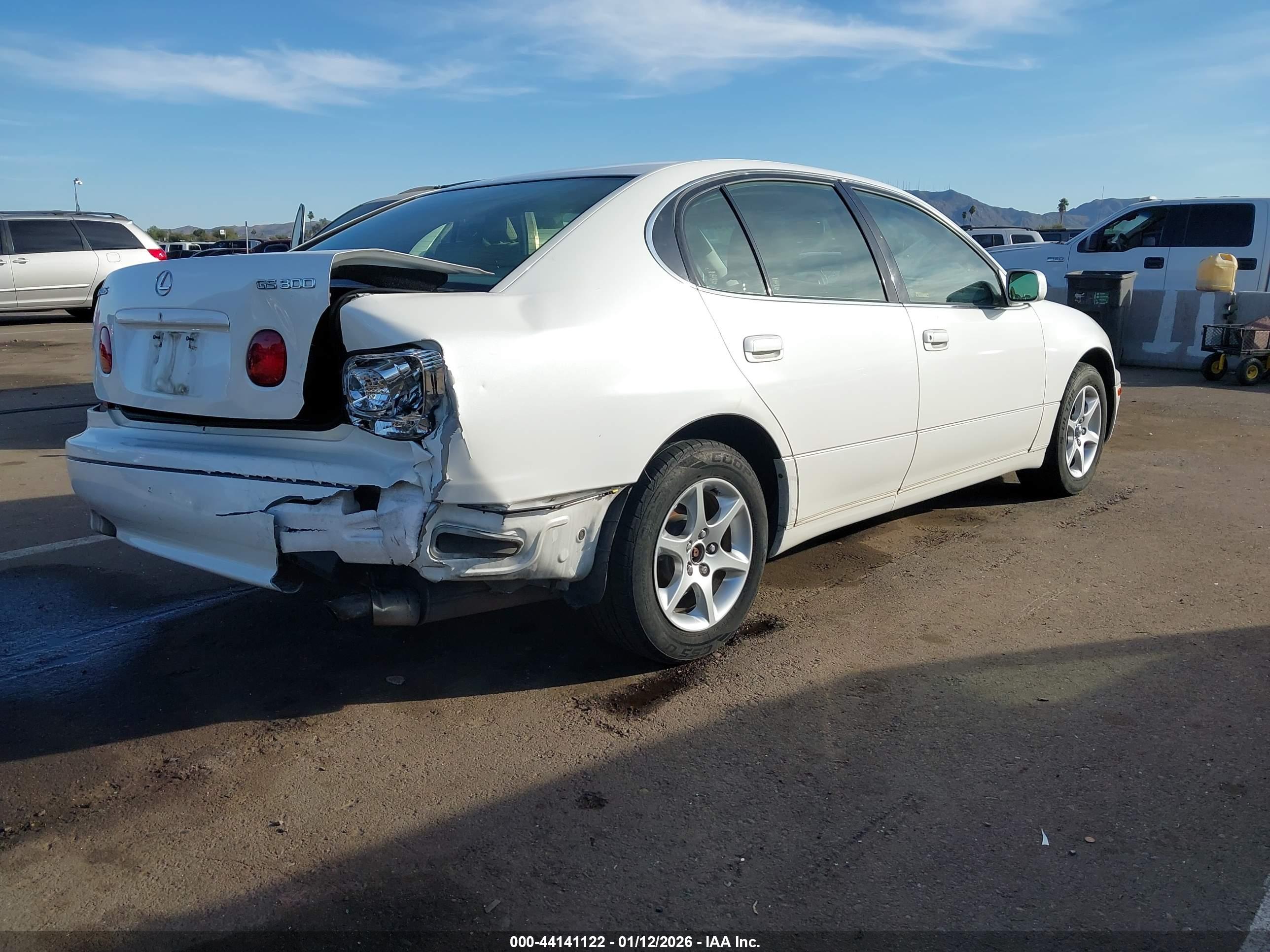 LEXUS GS image 4