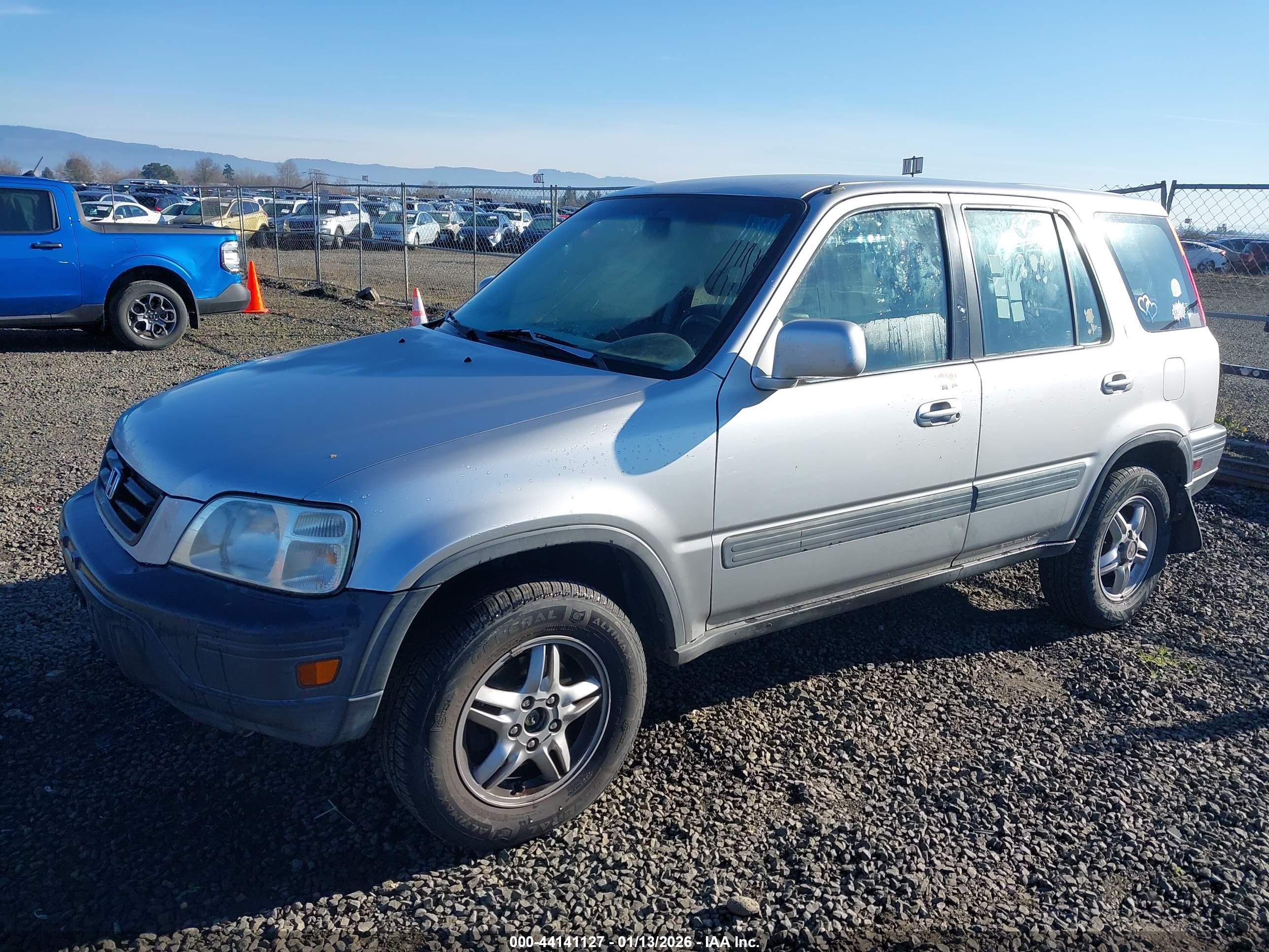 HONDA CR-V image 2