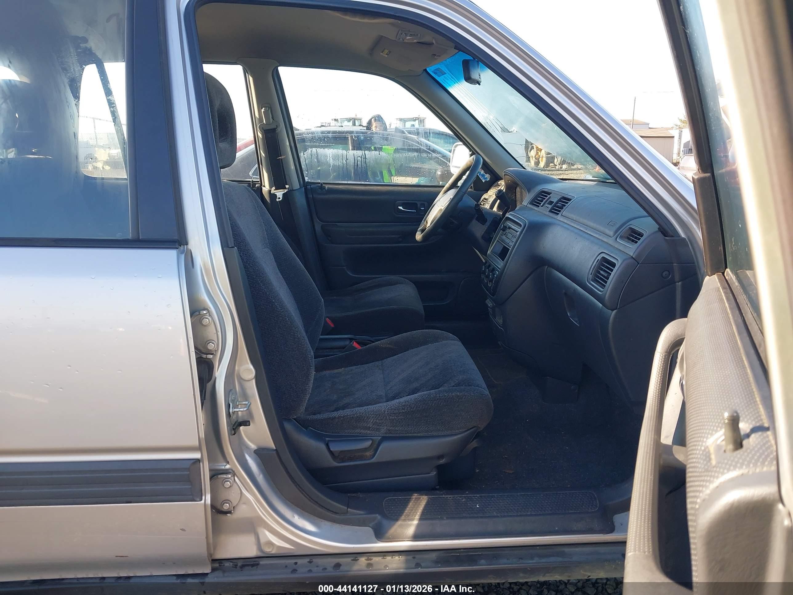 HONDA CR-V image 5