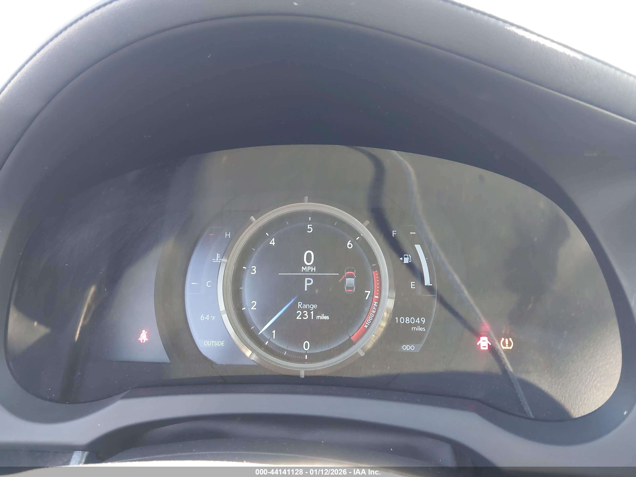 LEXUS RC image 7