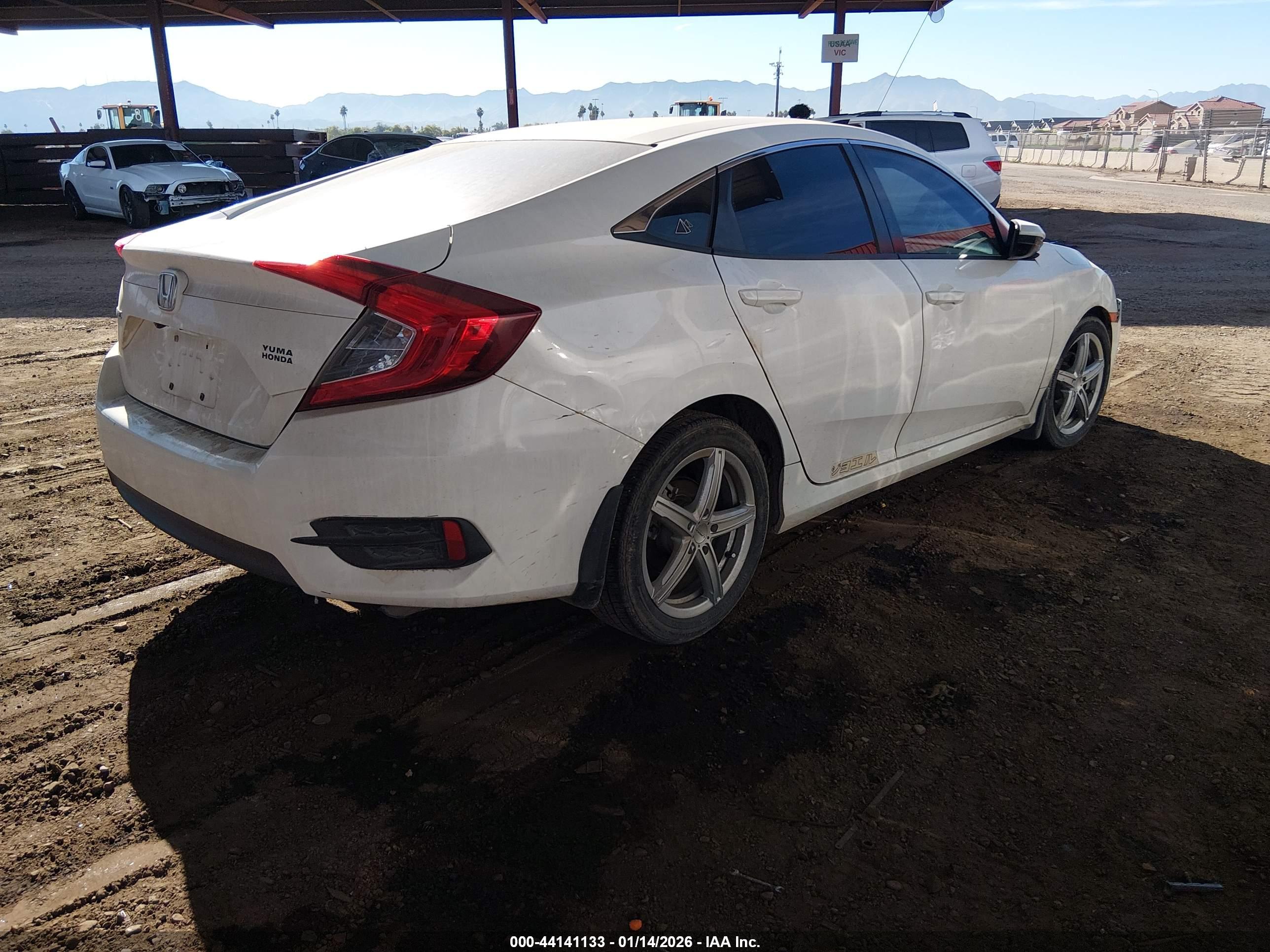 HONDA CIVIC image 4