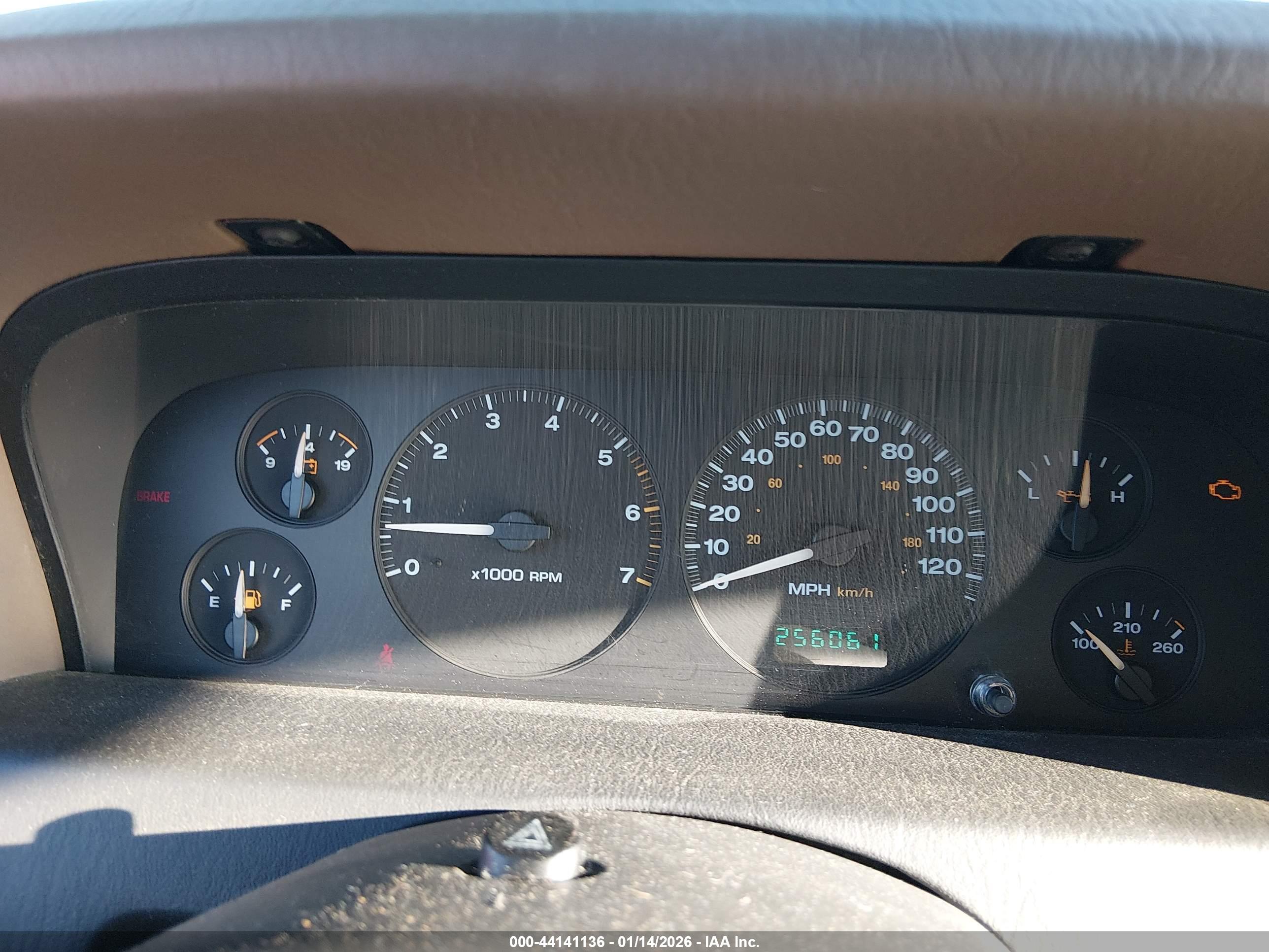 JEEP GRAND image 7