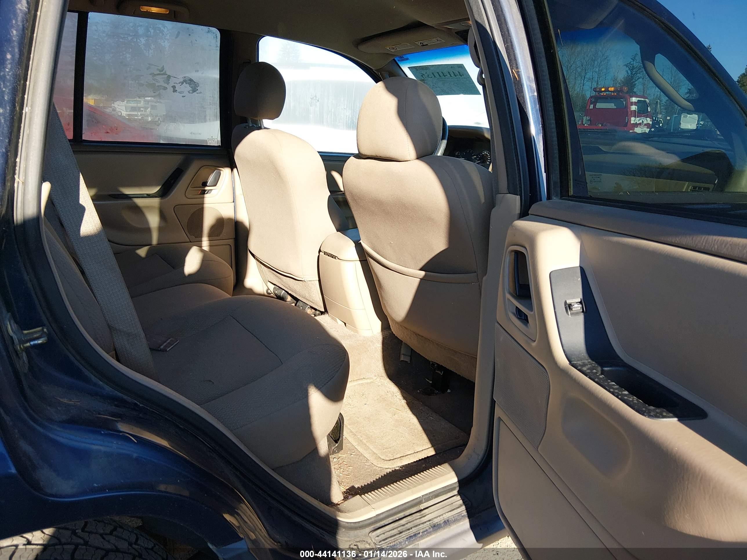 JEEP GRAND image 8