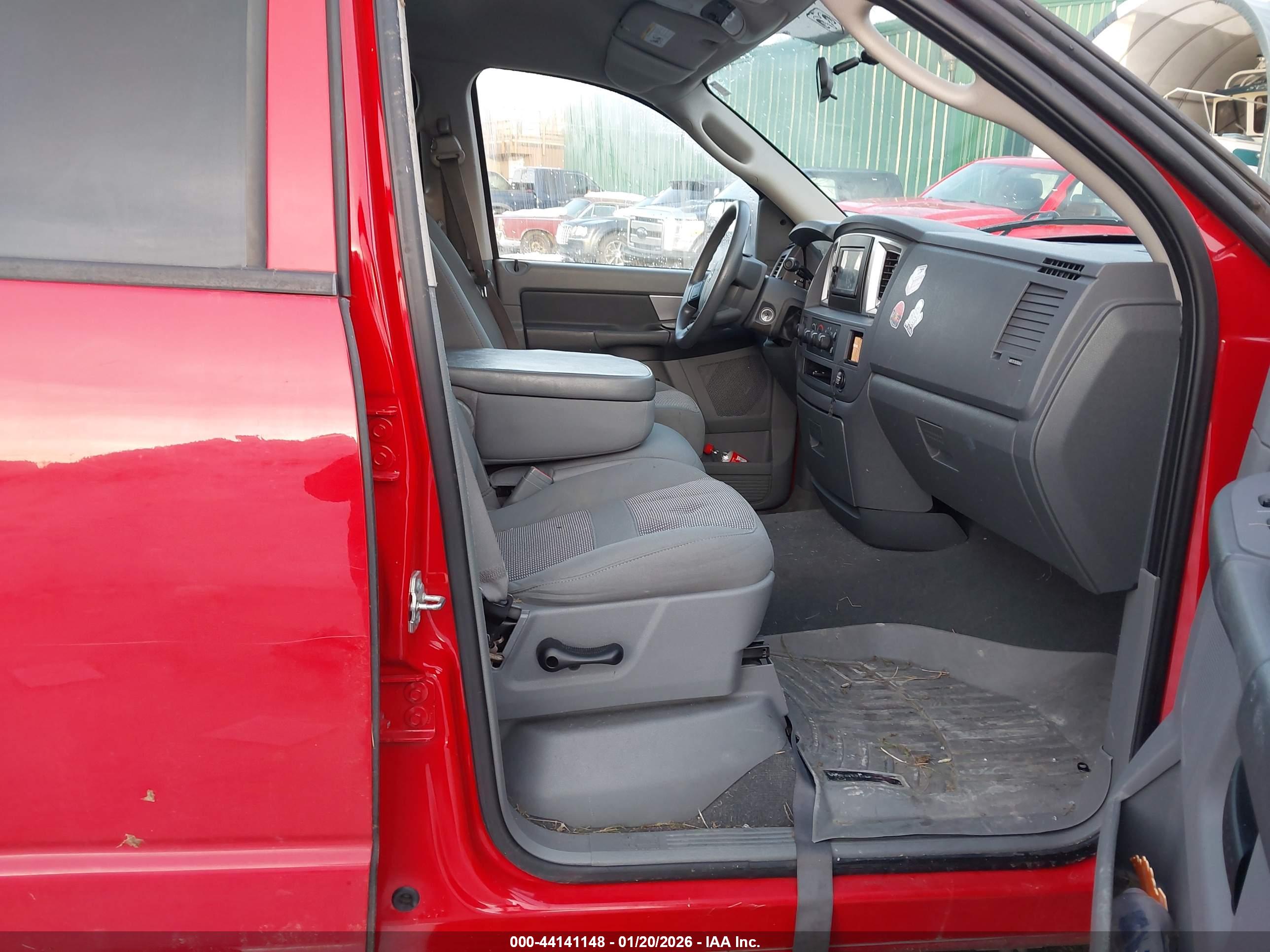 DODGE RAM image 5