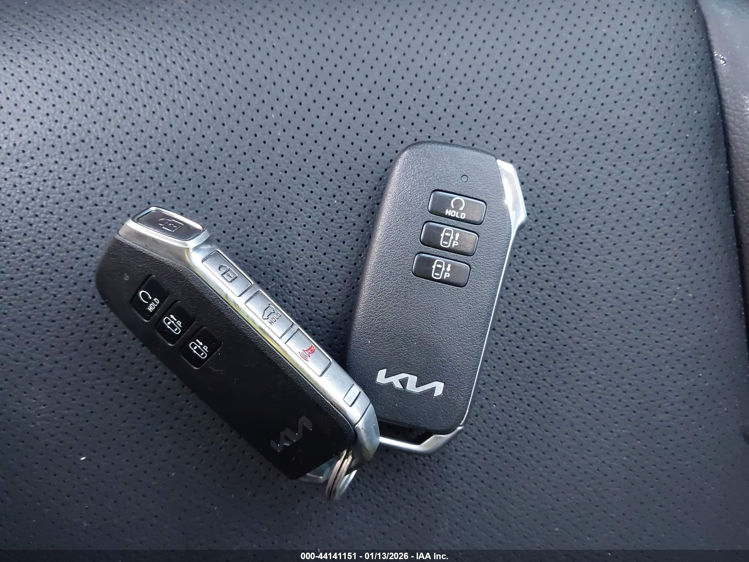 KIA SPORTAGE image 11