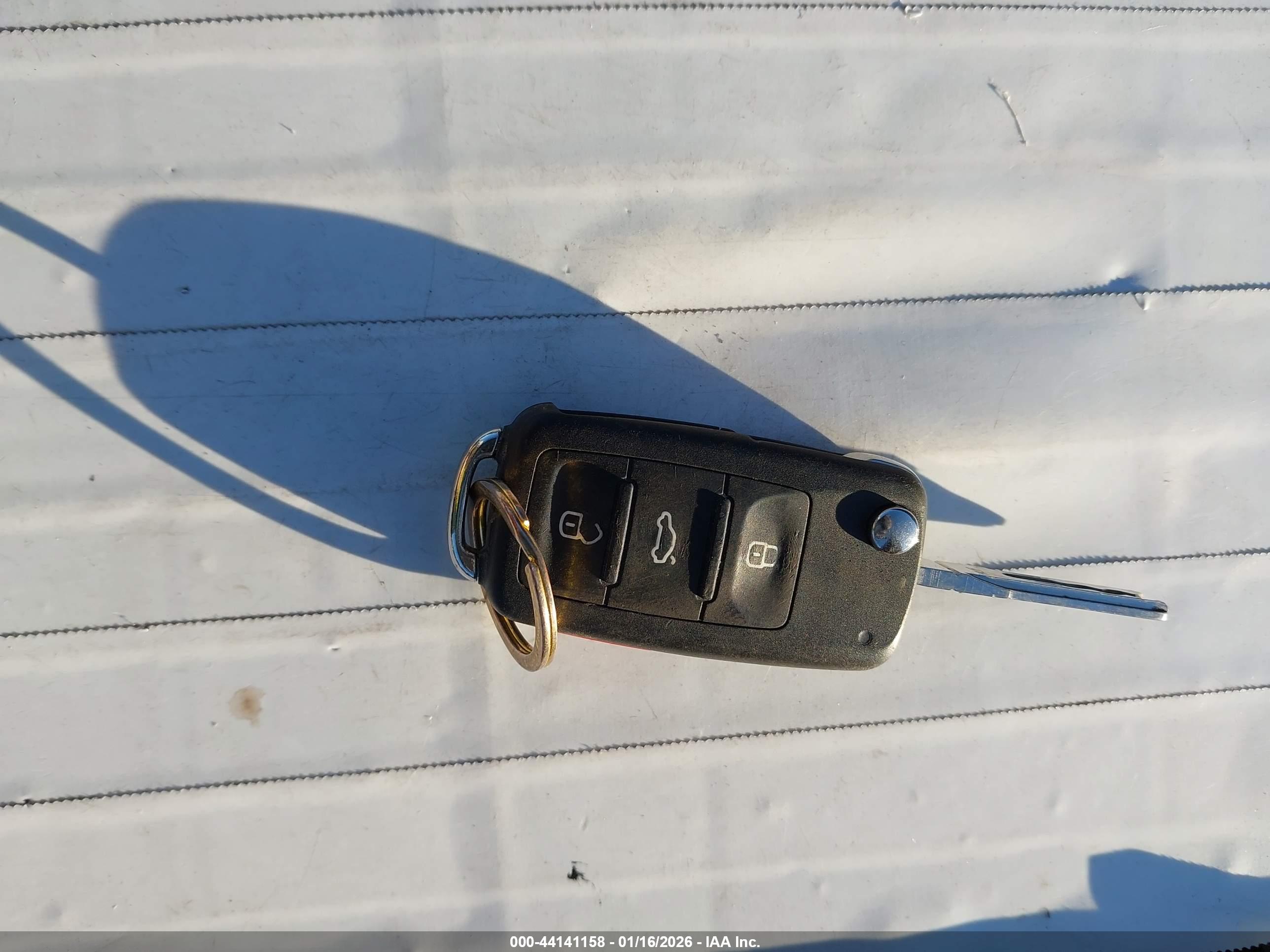 VOLKSWAGEN JETTA image 11