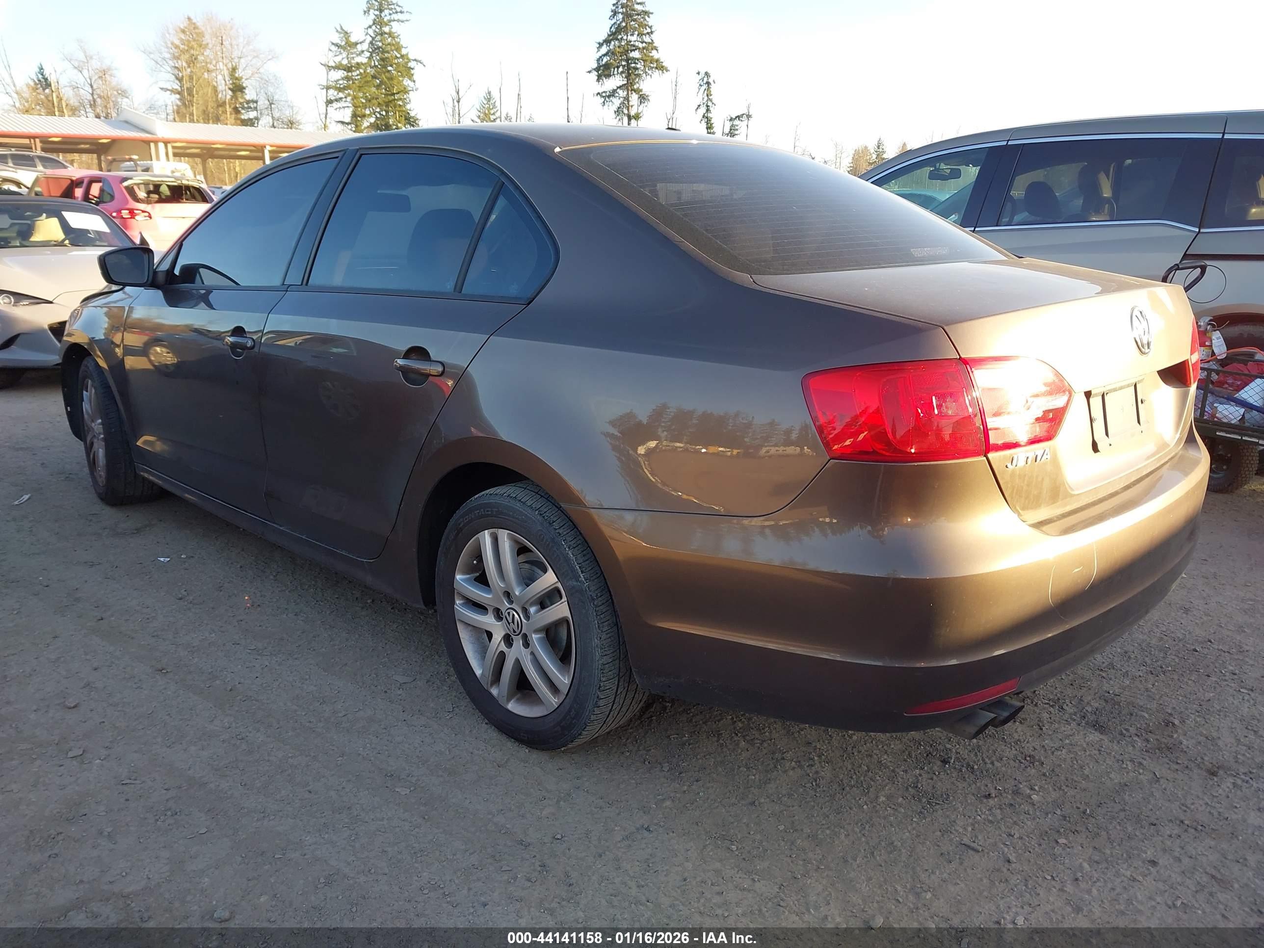 VOLKSWAGEN JETTA image 3
