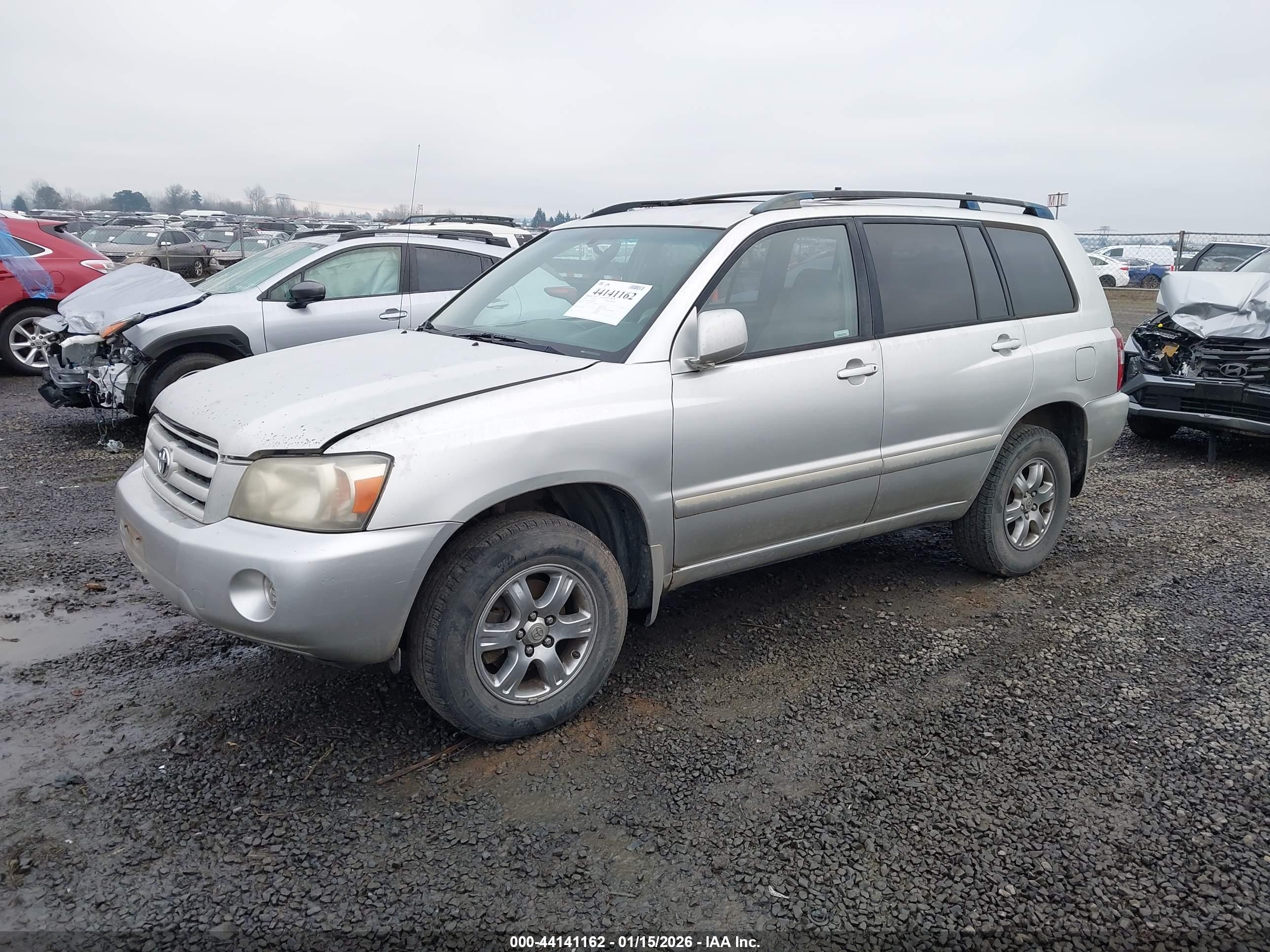 TOYOTA HIGHLANDER image 2