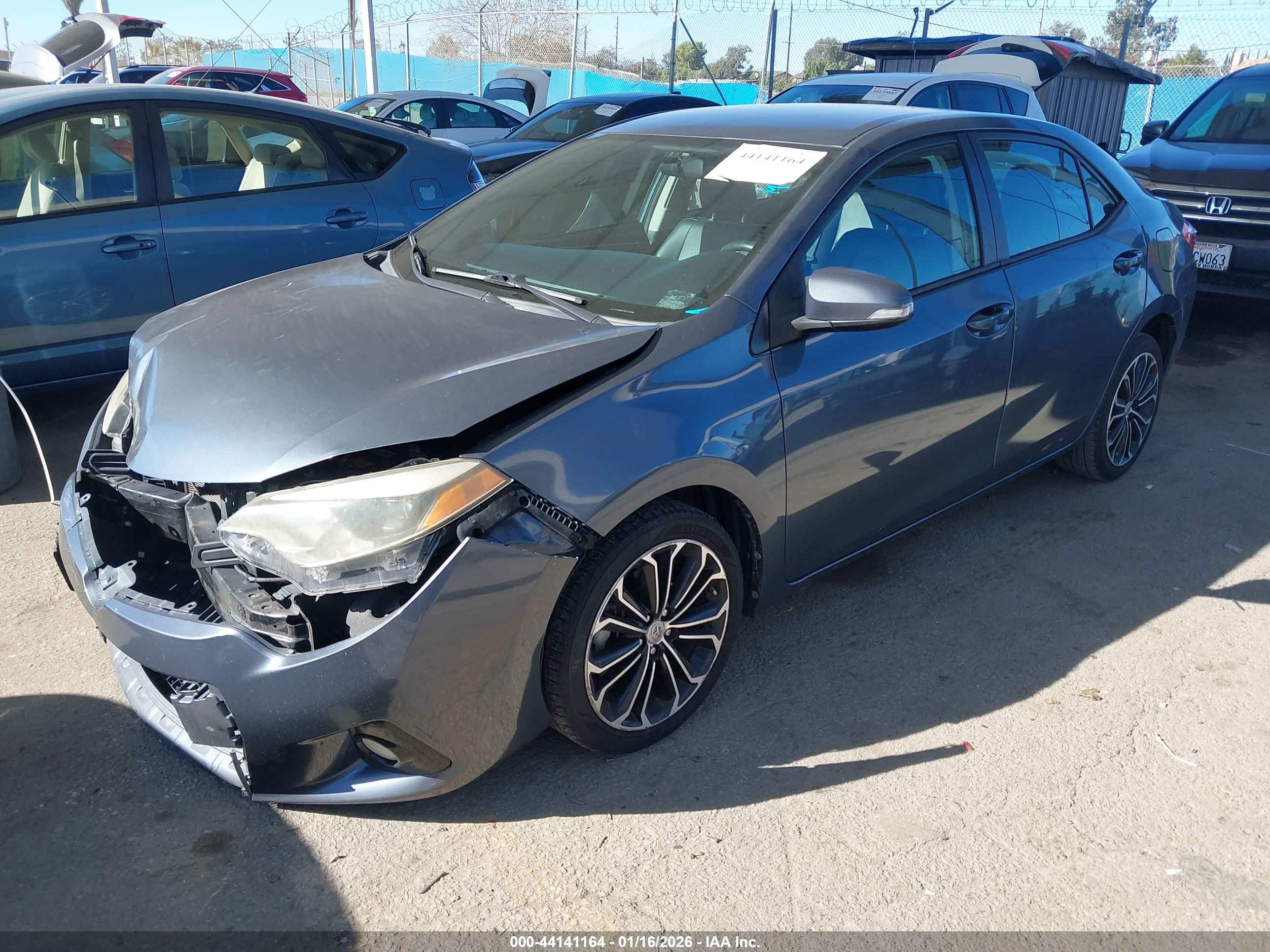 TOYOTA COROLLA image 2