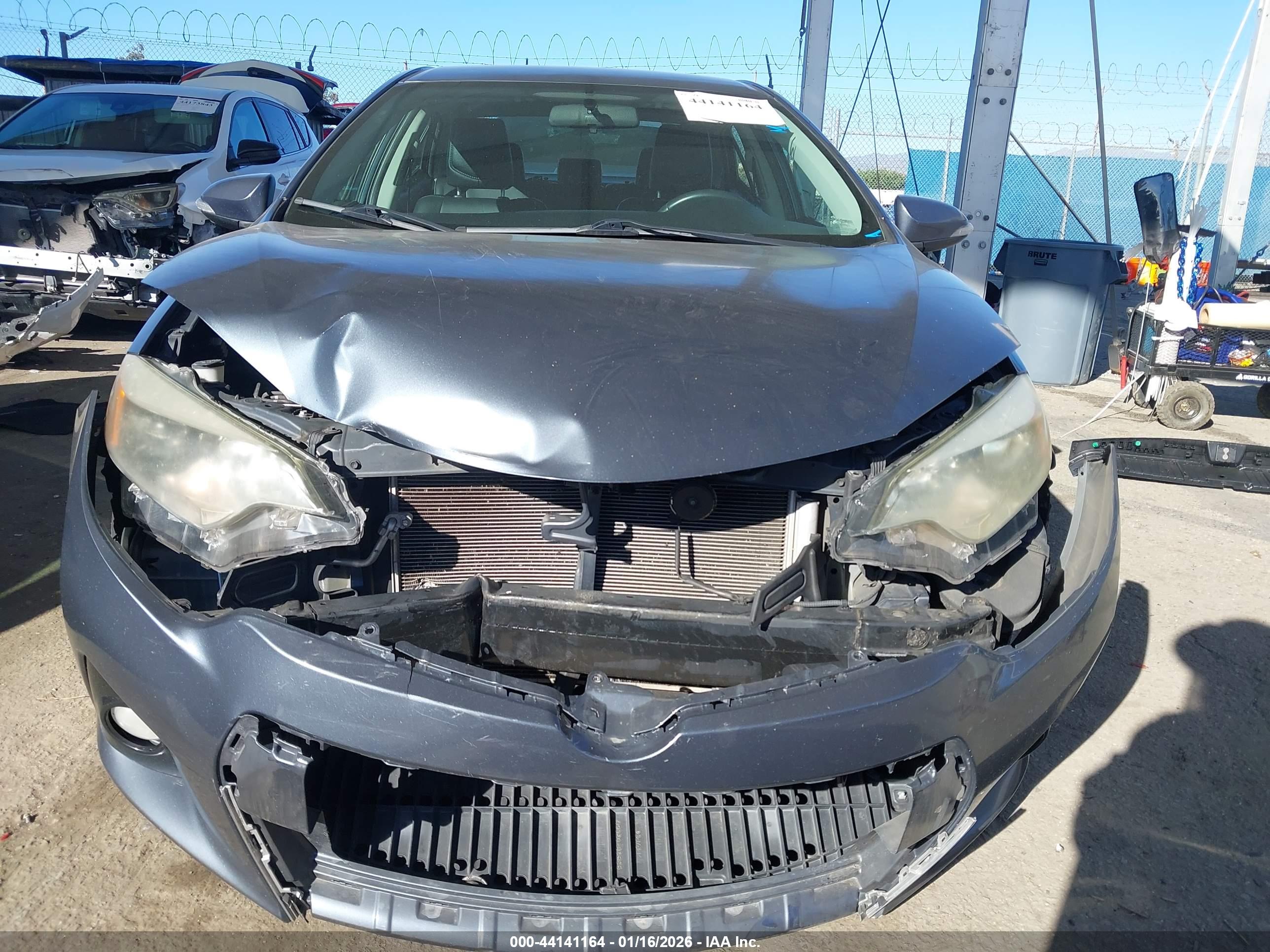 TOYOTA COROLLA image 6