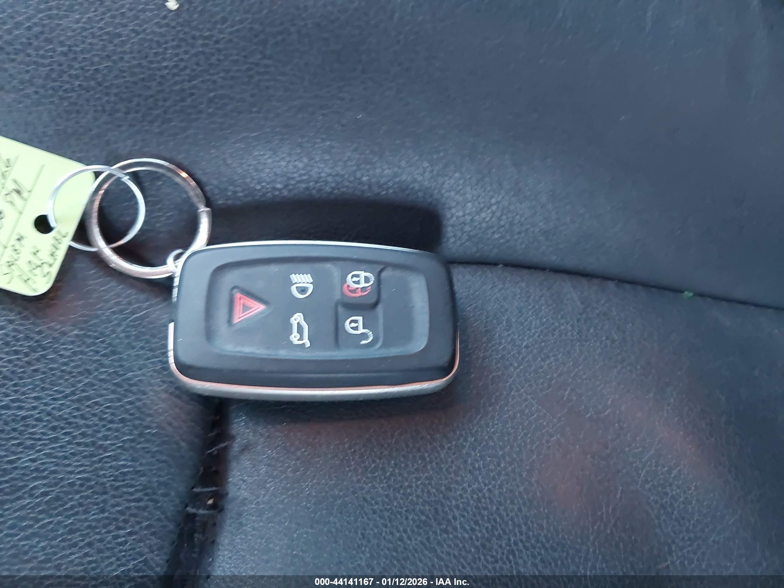 LAND ROVER image 11