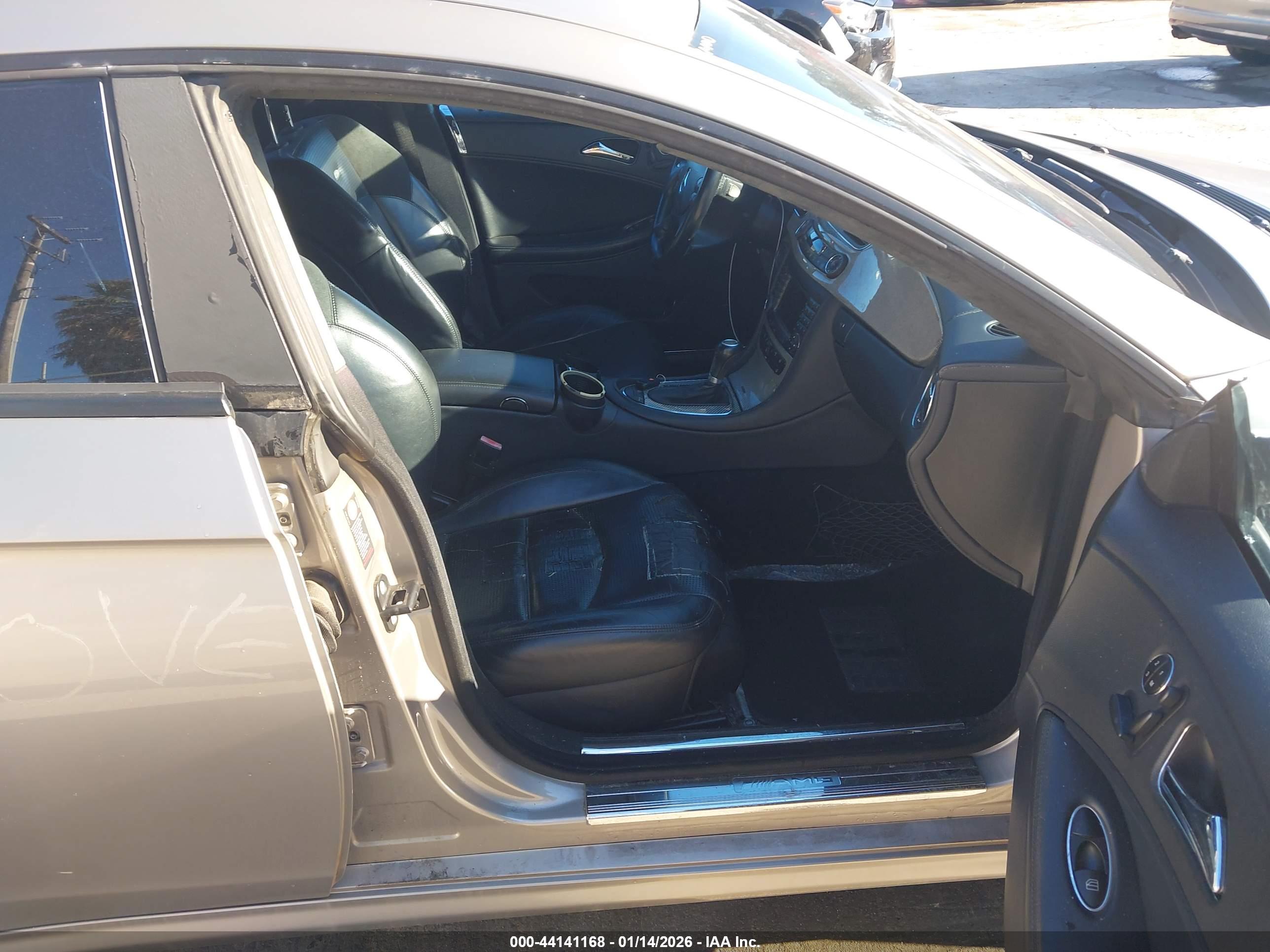 MERCEDES-BENZ CLS image 5