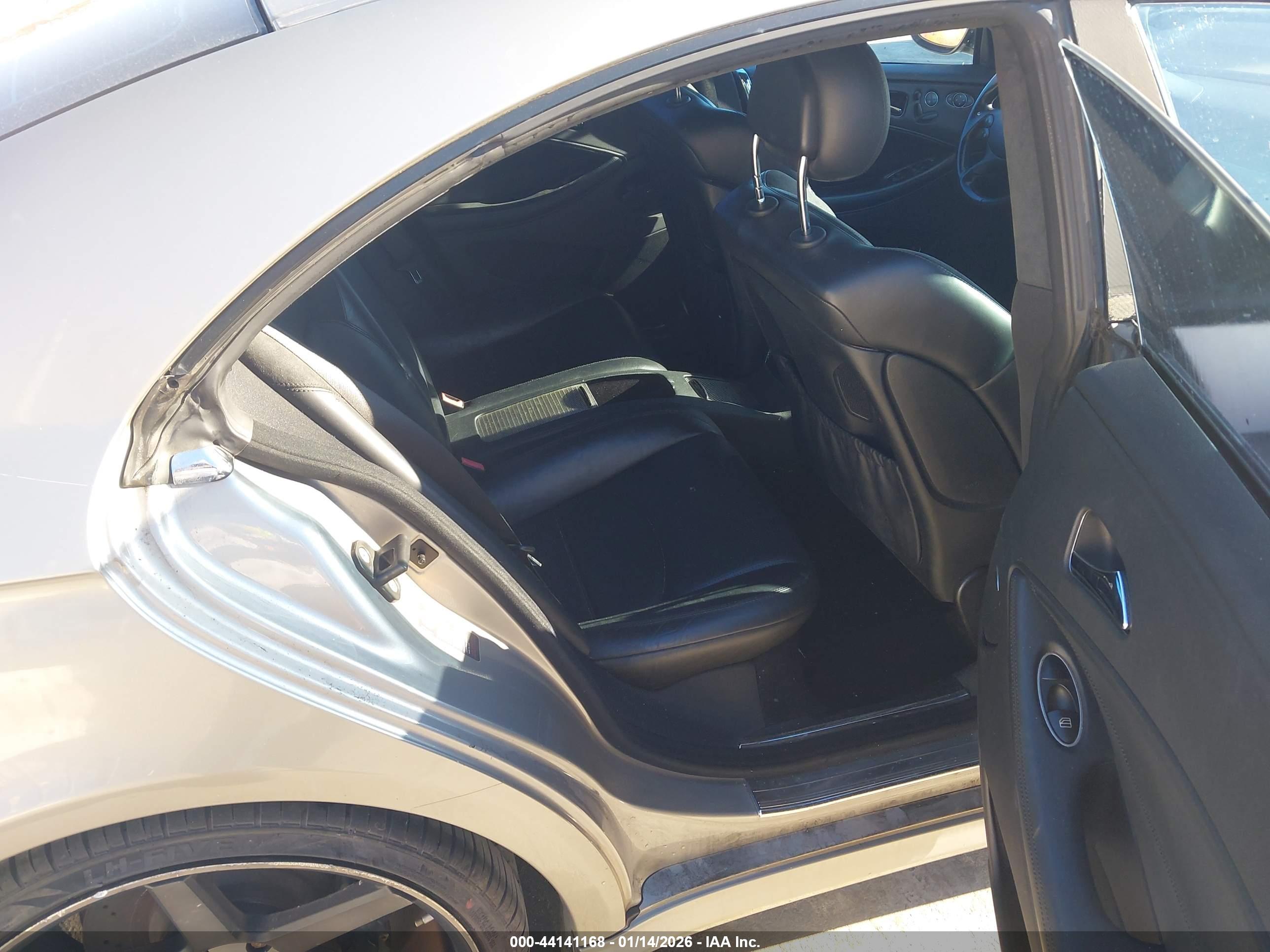 MERCEDES-BENZ CLS image 8