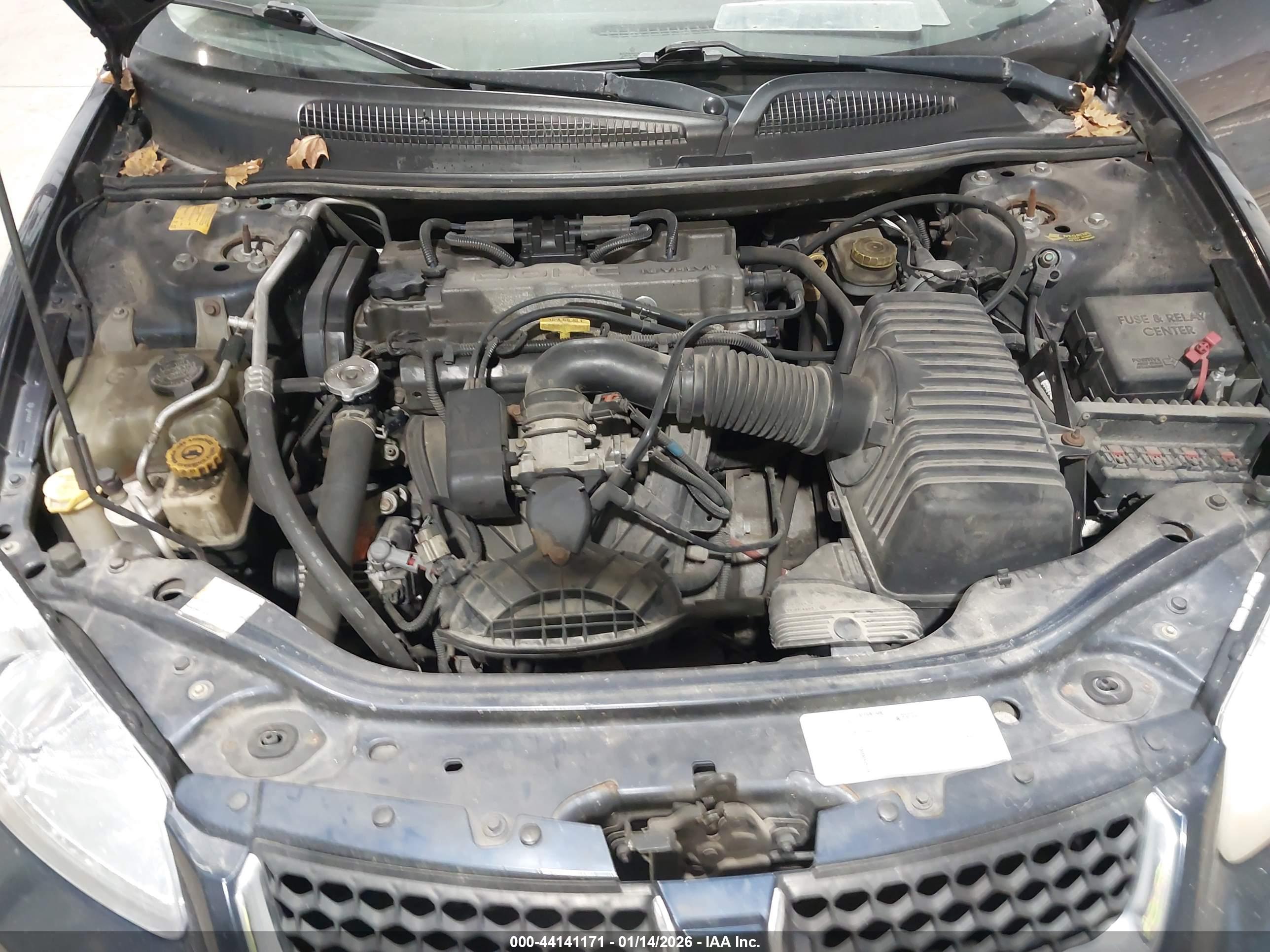 DODGE STRATUS image 10