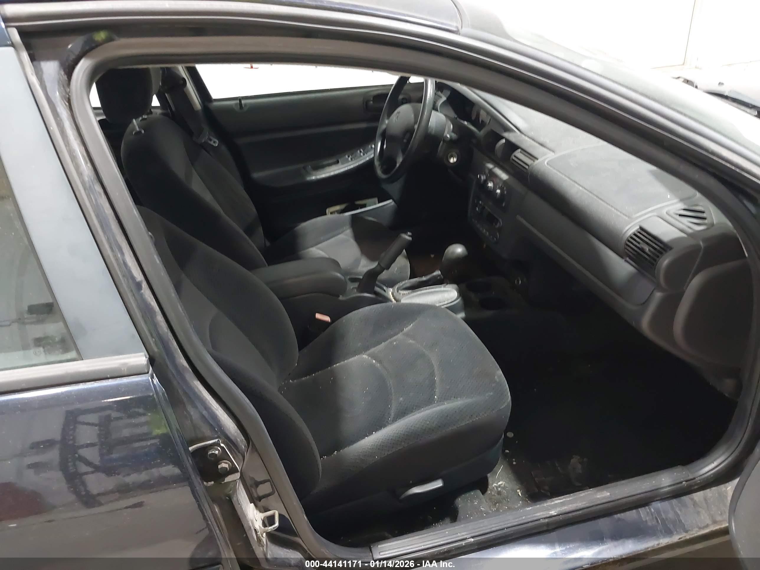 DODGE STRATUS image 5