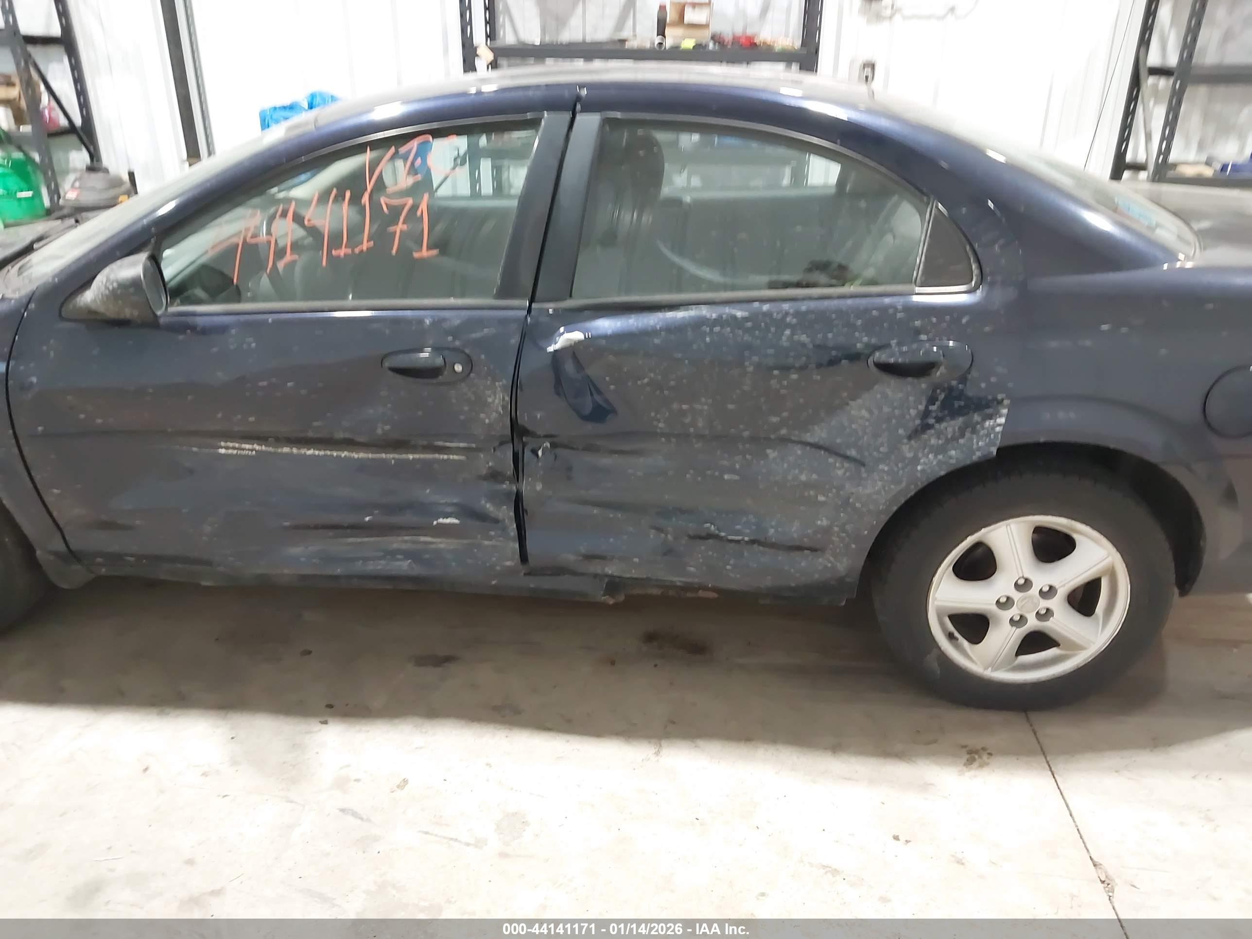 DODGE STRATUS image 6