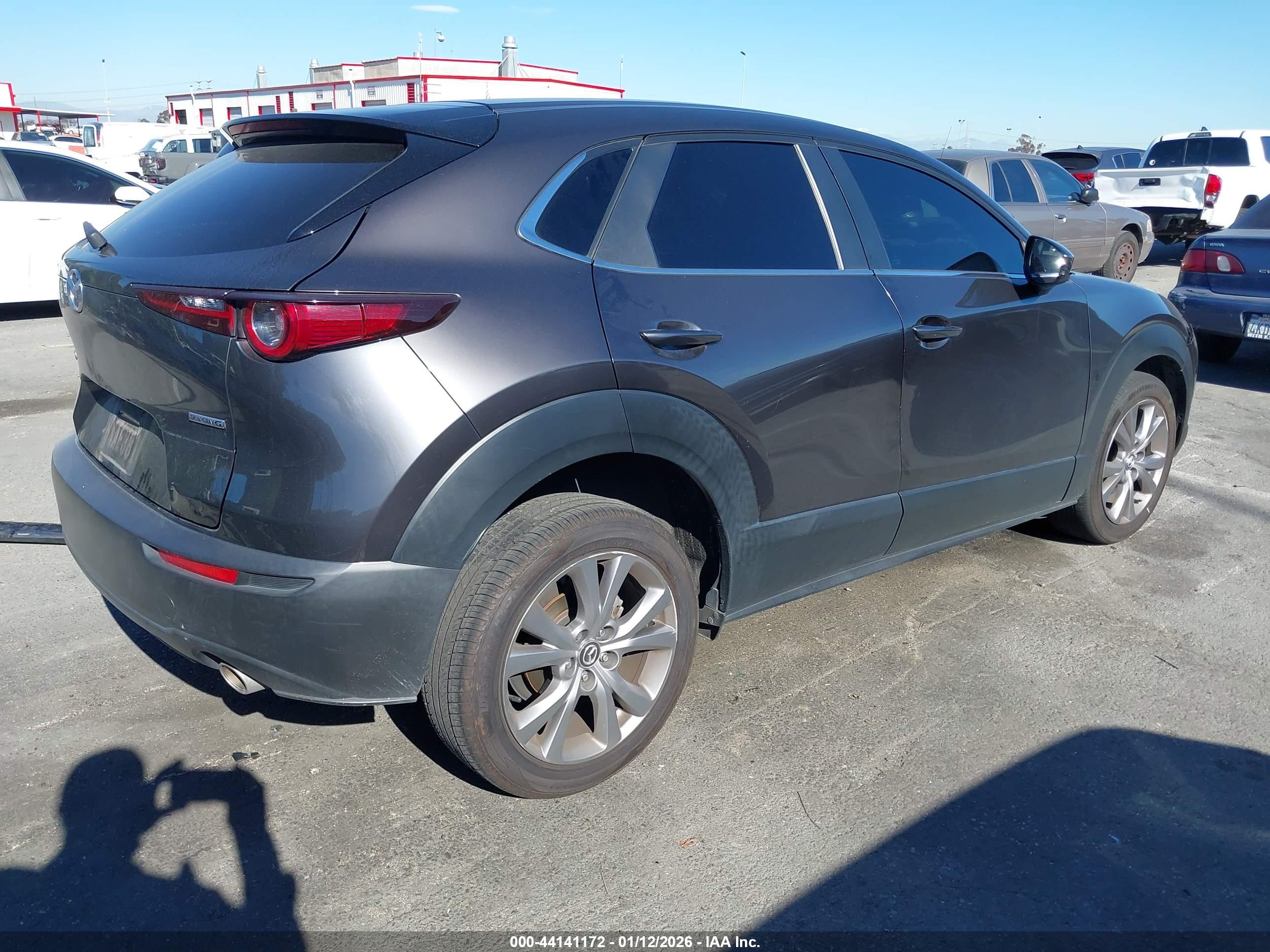 MAZDA CX-30 image 4
