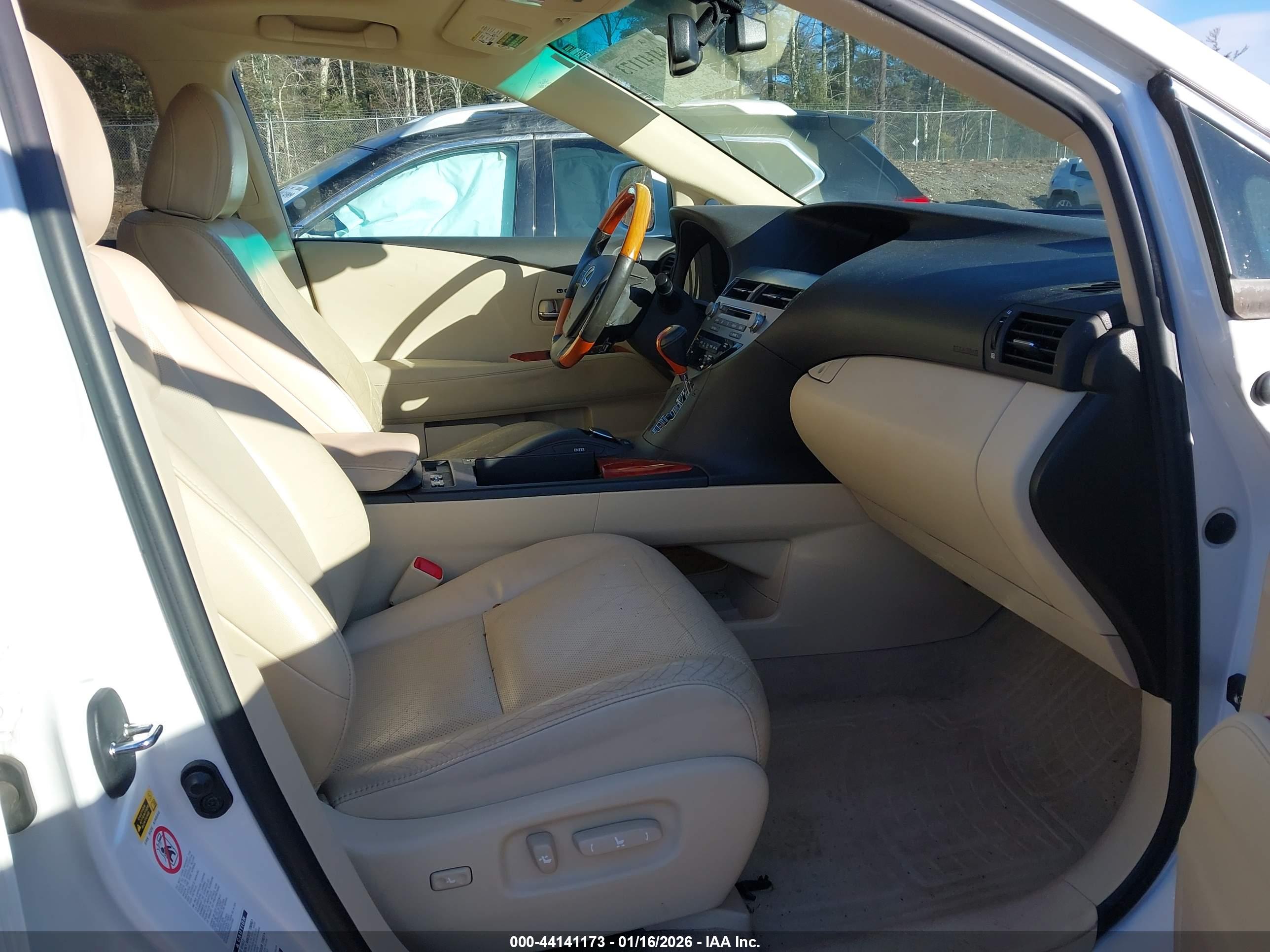 LEXUS RX image 5