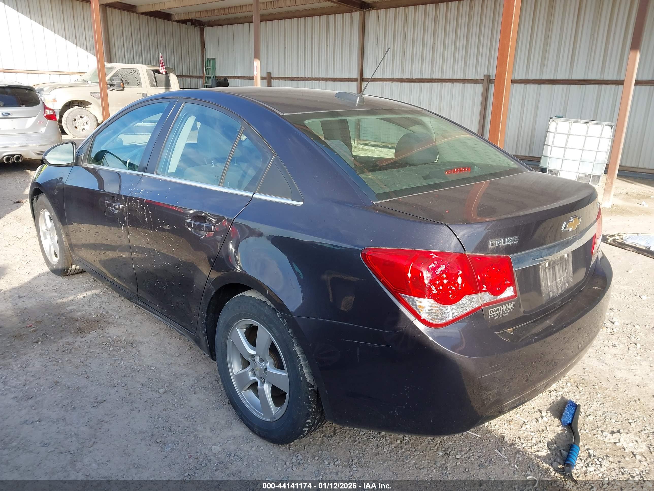 CHEVROLET CRUZE image 3