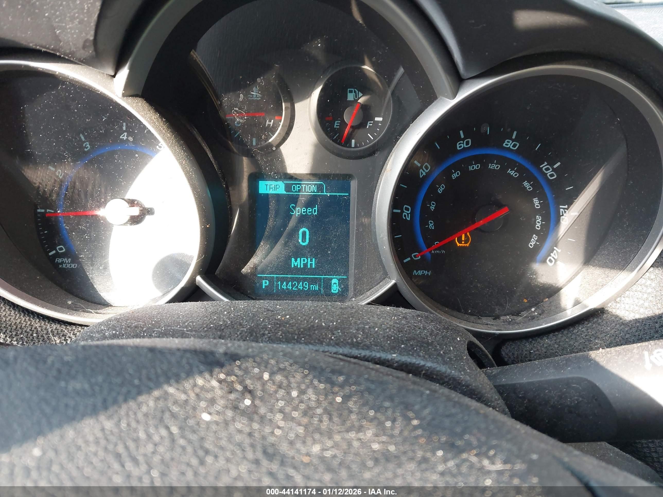 CHEVROLET CRUZE image 7