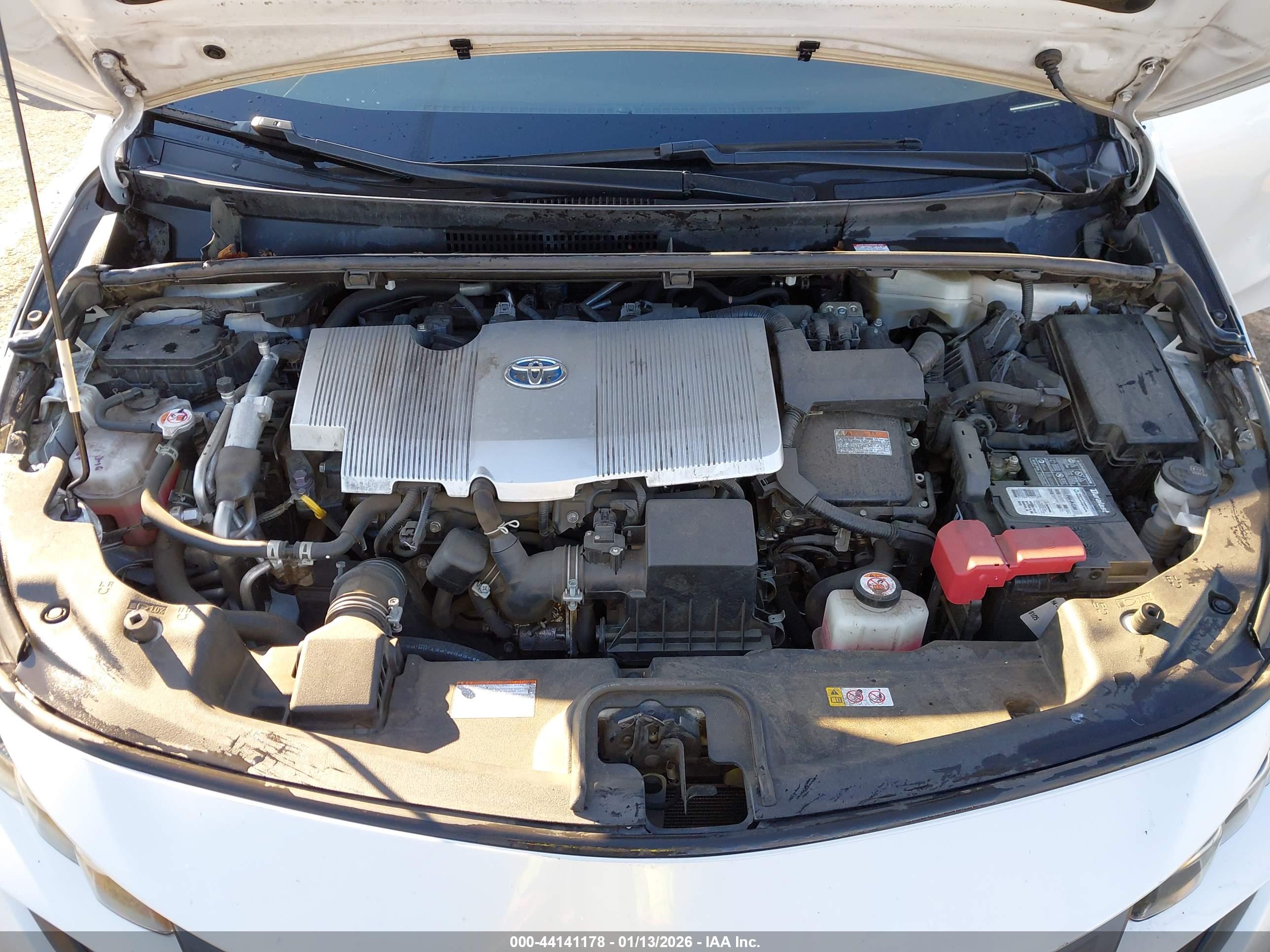 TOYOTA PRIUS image 10