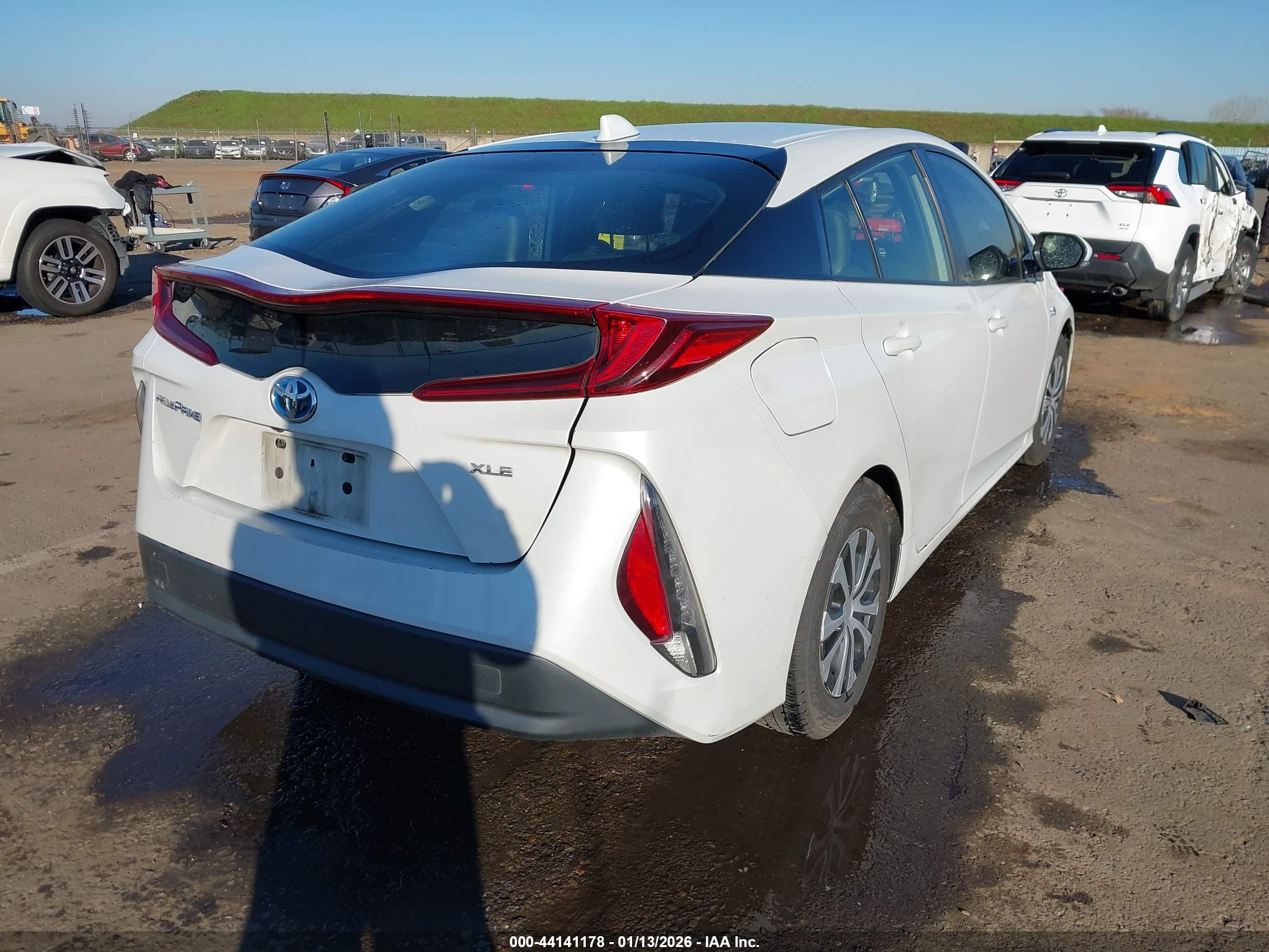 TOYOTA PRIUS image 4