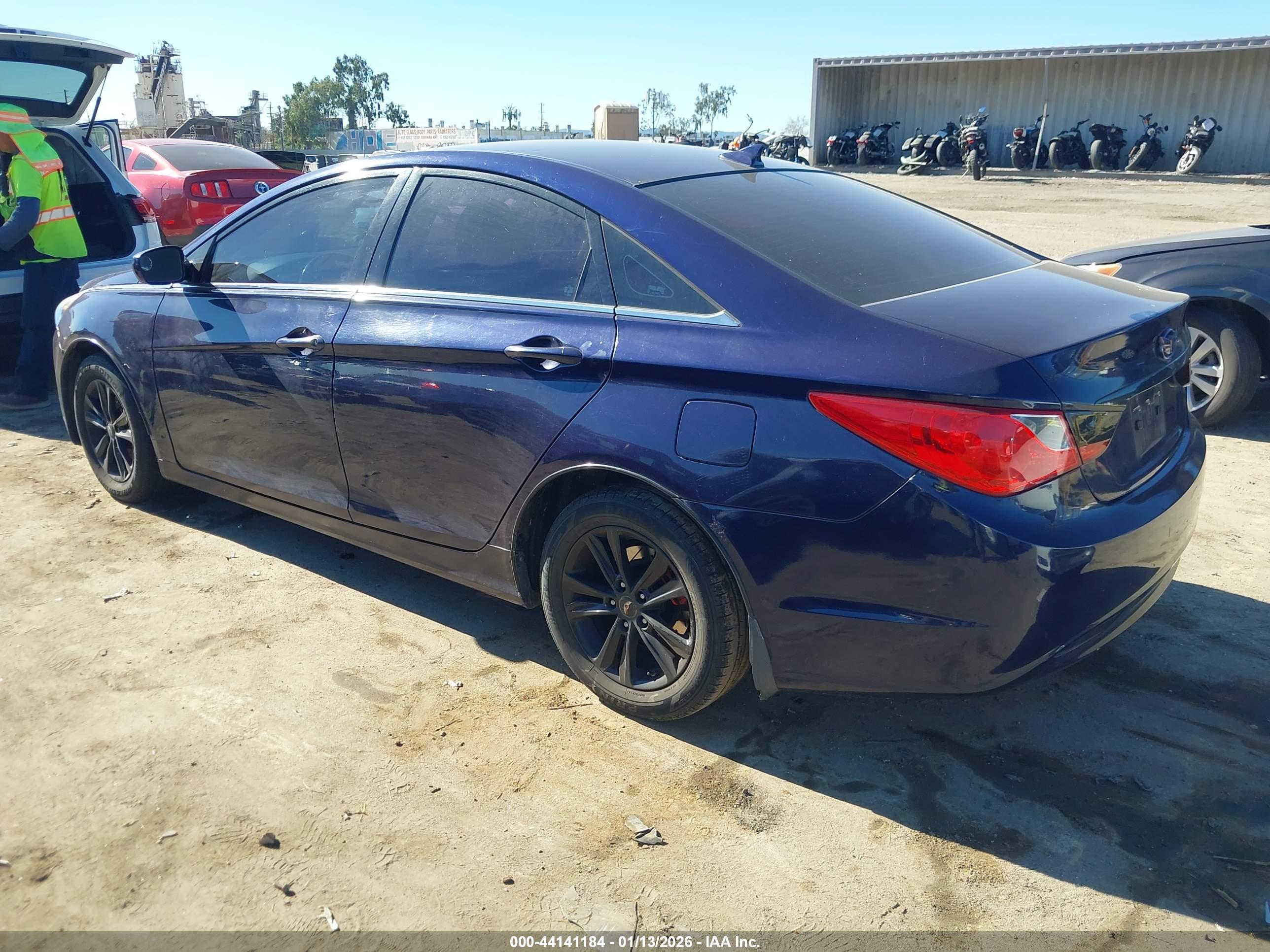 HYUNDAI SONATA image 3