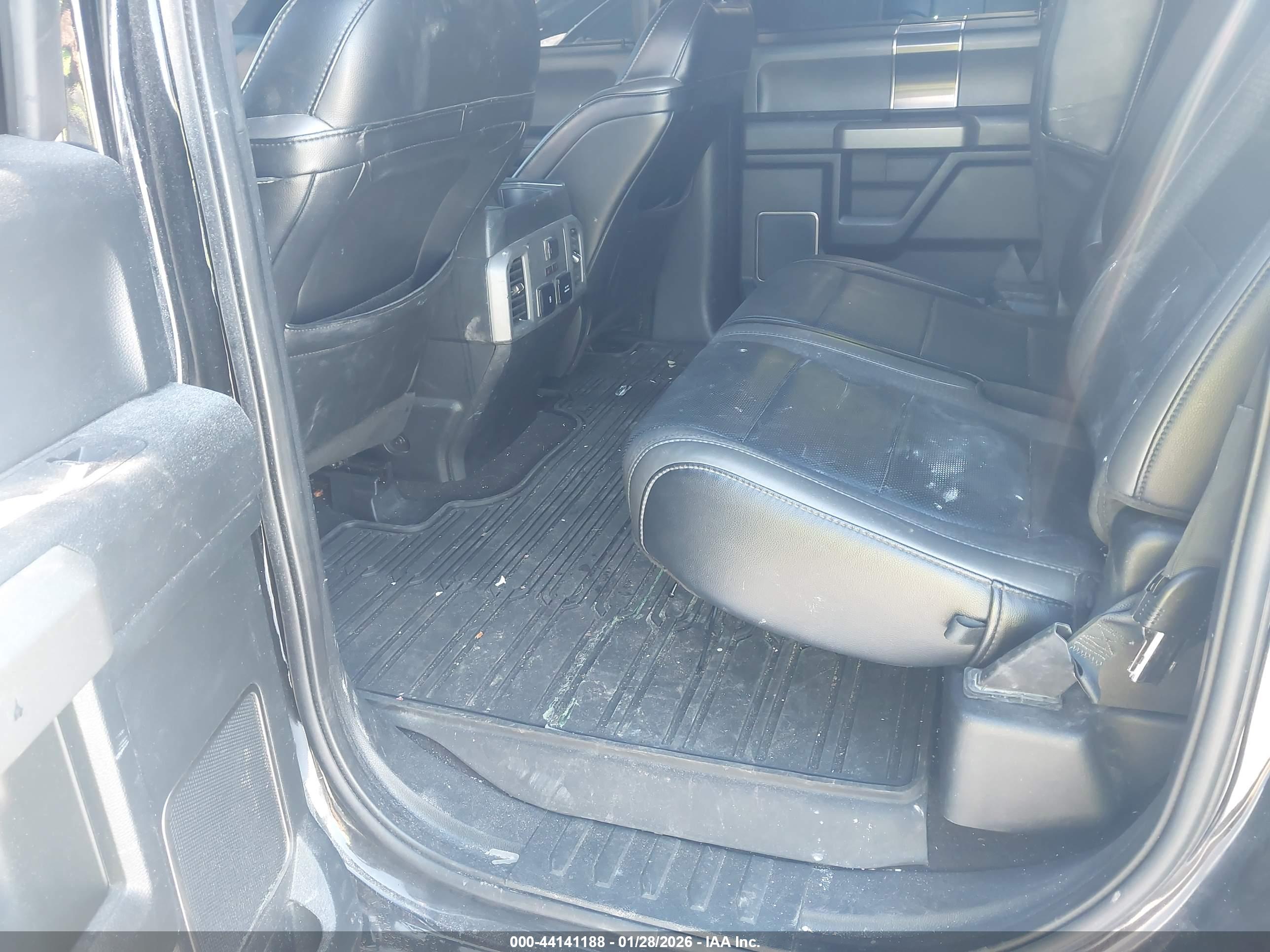FORD F-150 image 8