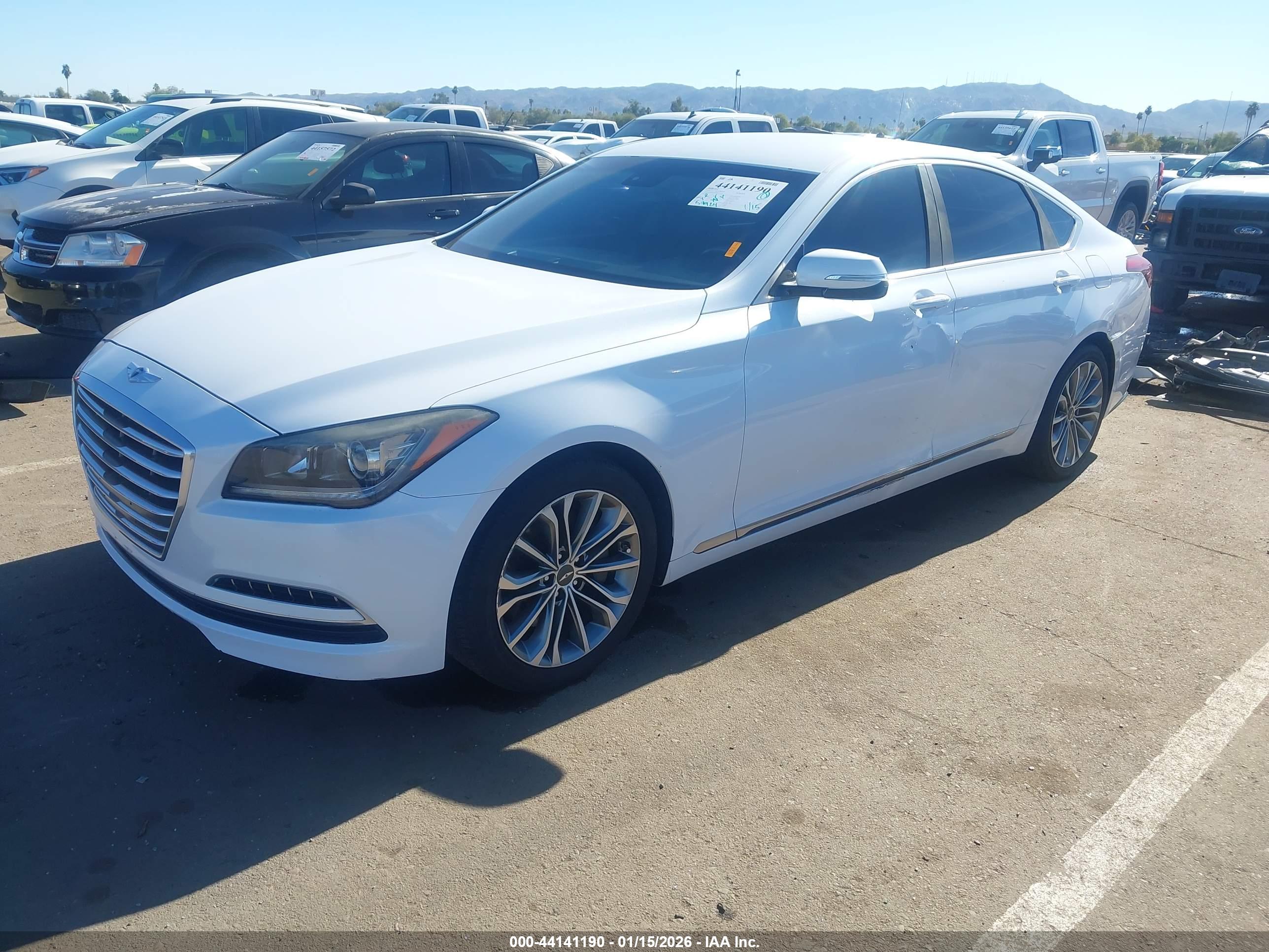 HYUNDAI GENESIS image 2