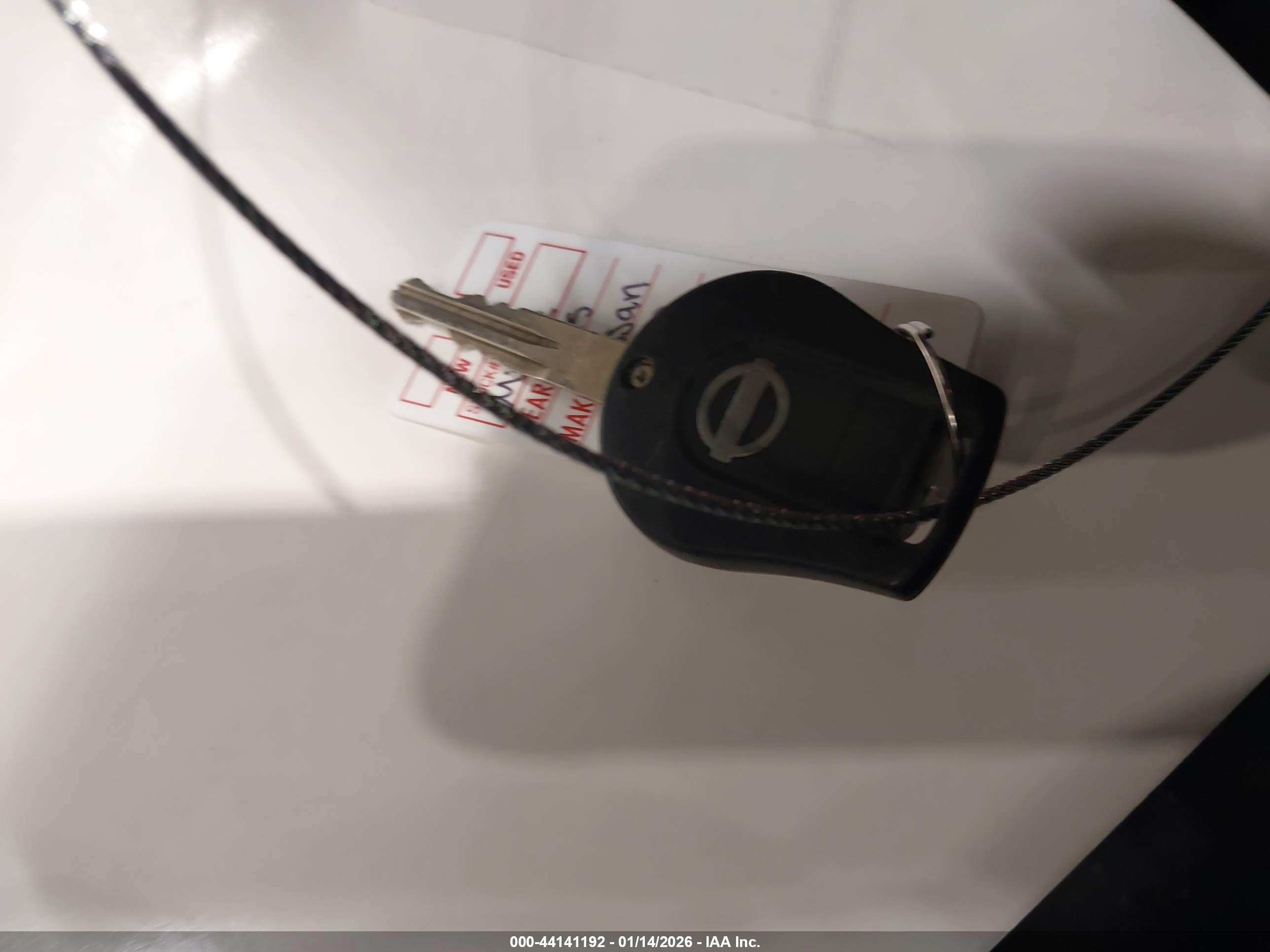 NISSAN ROGUE image 11