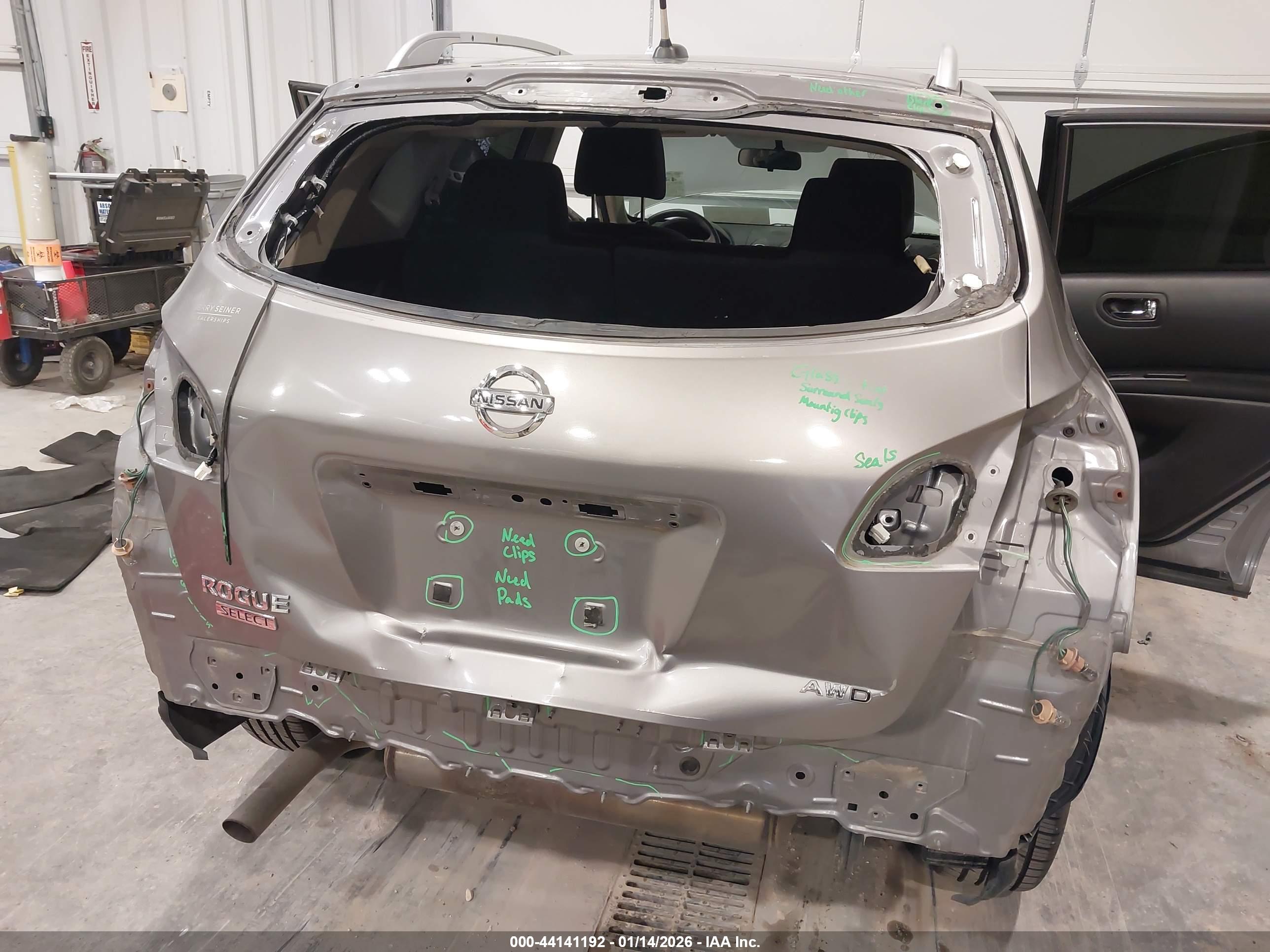 NISSAN ROGUE image 6