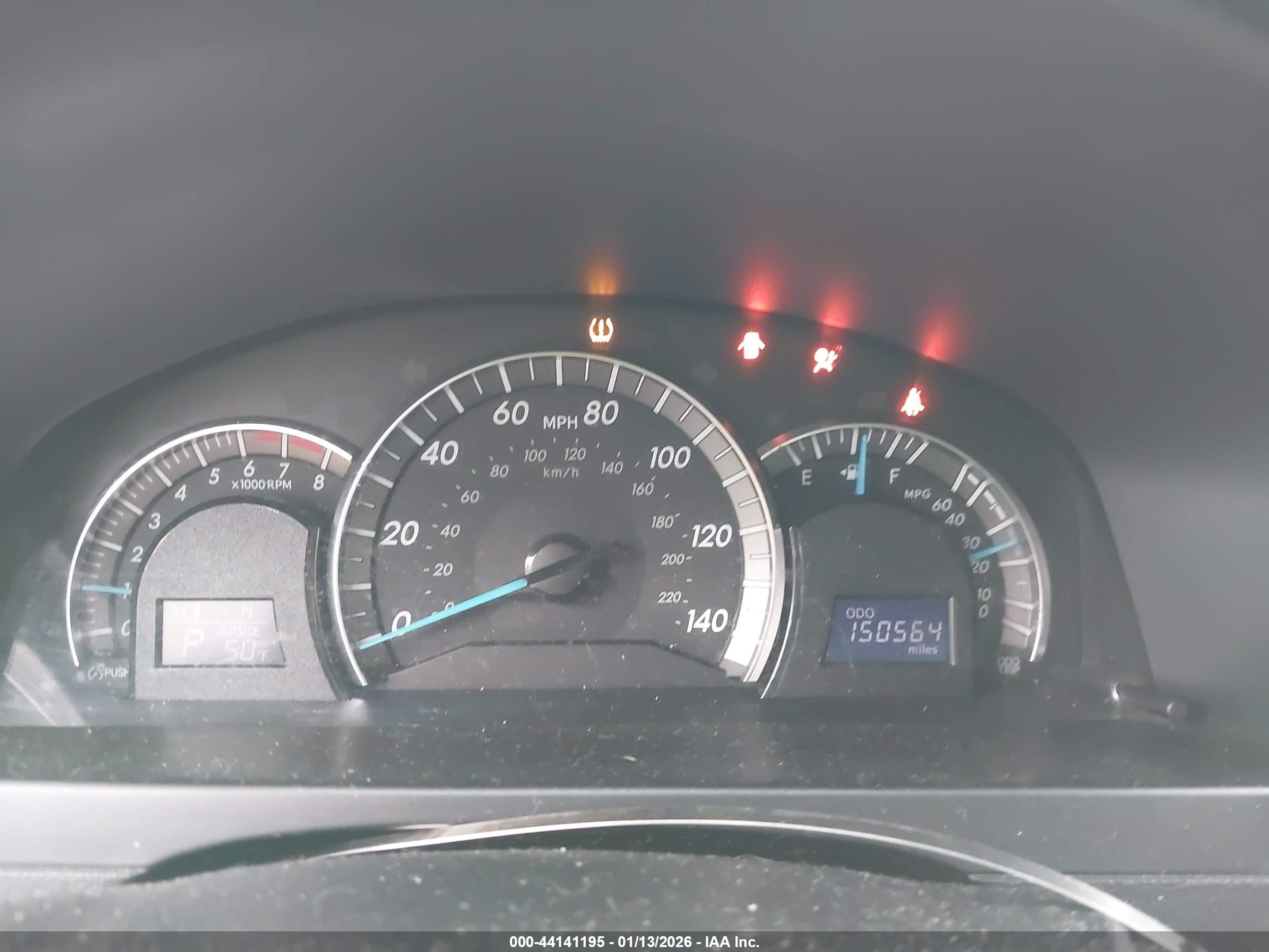 TOYOTA CAMRY image 7