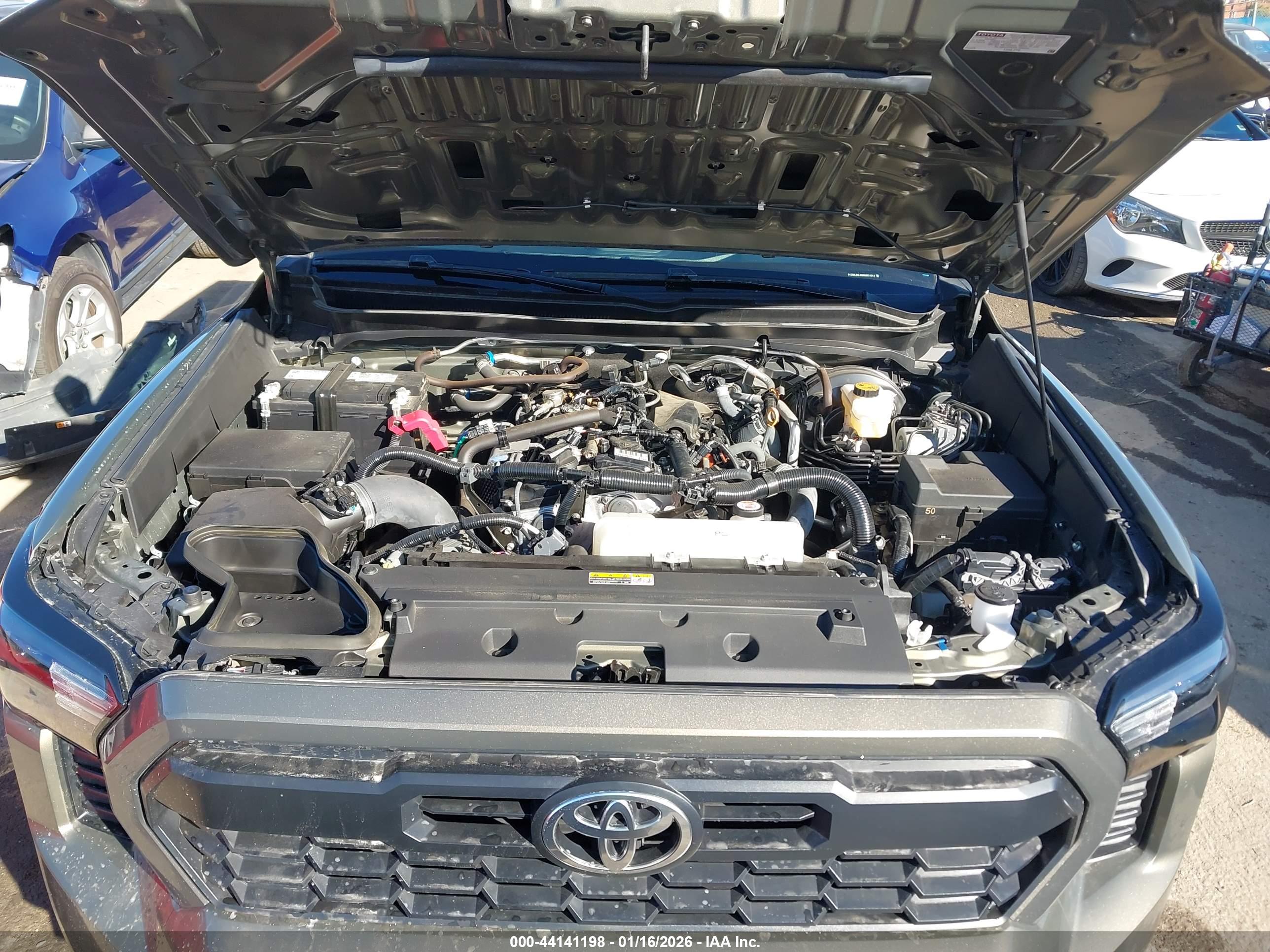 TOYOTA TACOMA image 10
